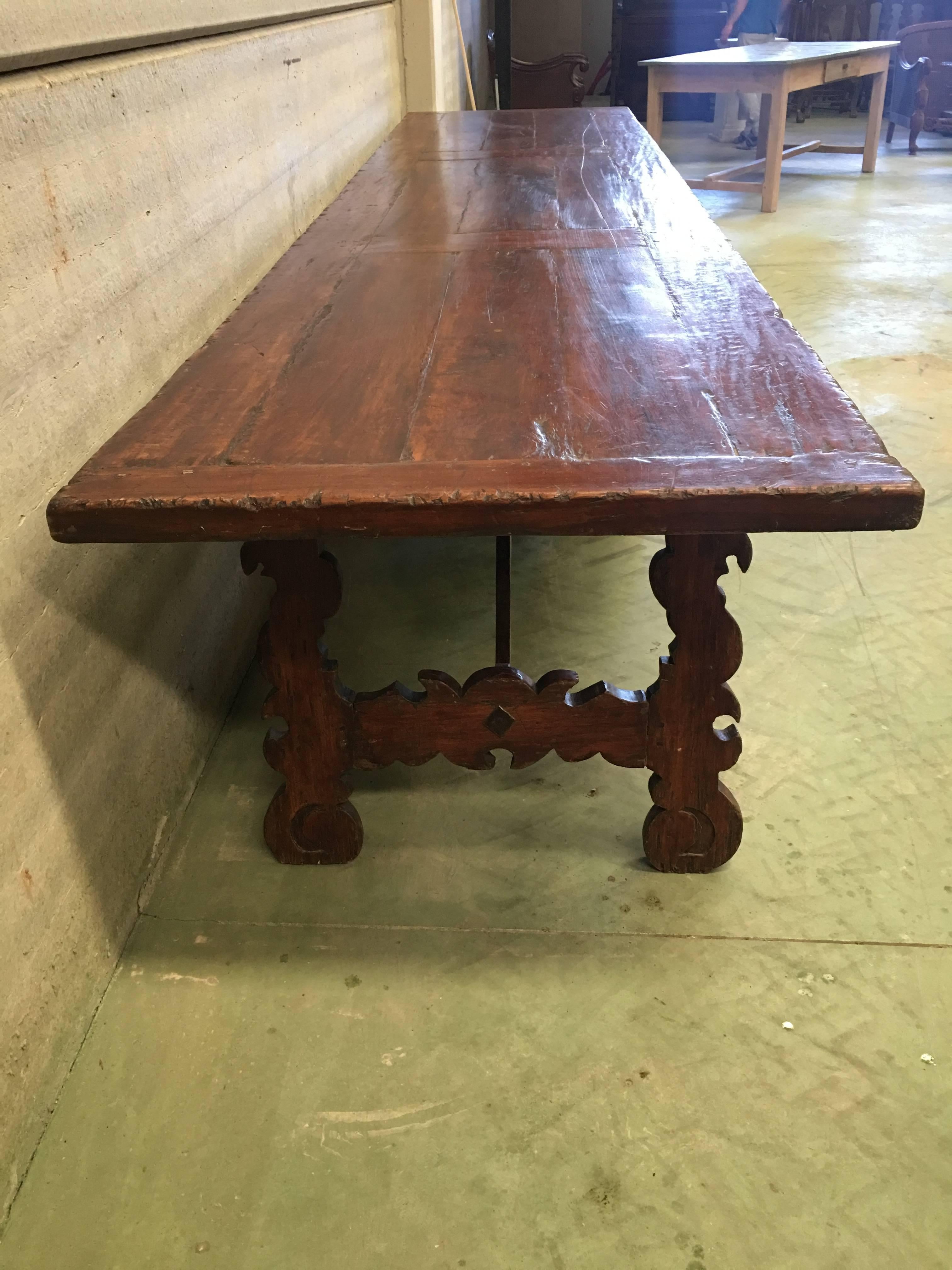 Early 19th Century French Baroque Style Walnut Trestle Dining Farm Table 163´ 6