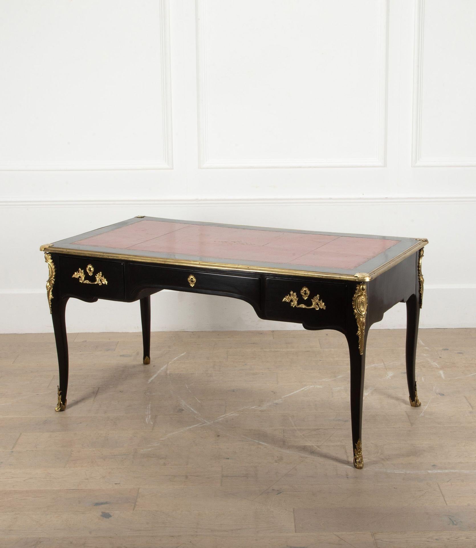 Luigi XVI Bureau Plat francese laccato nero dell'inizio del XIX secolo in vendita