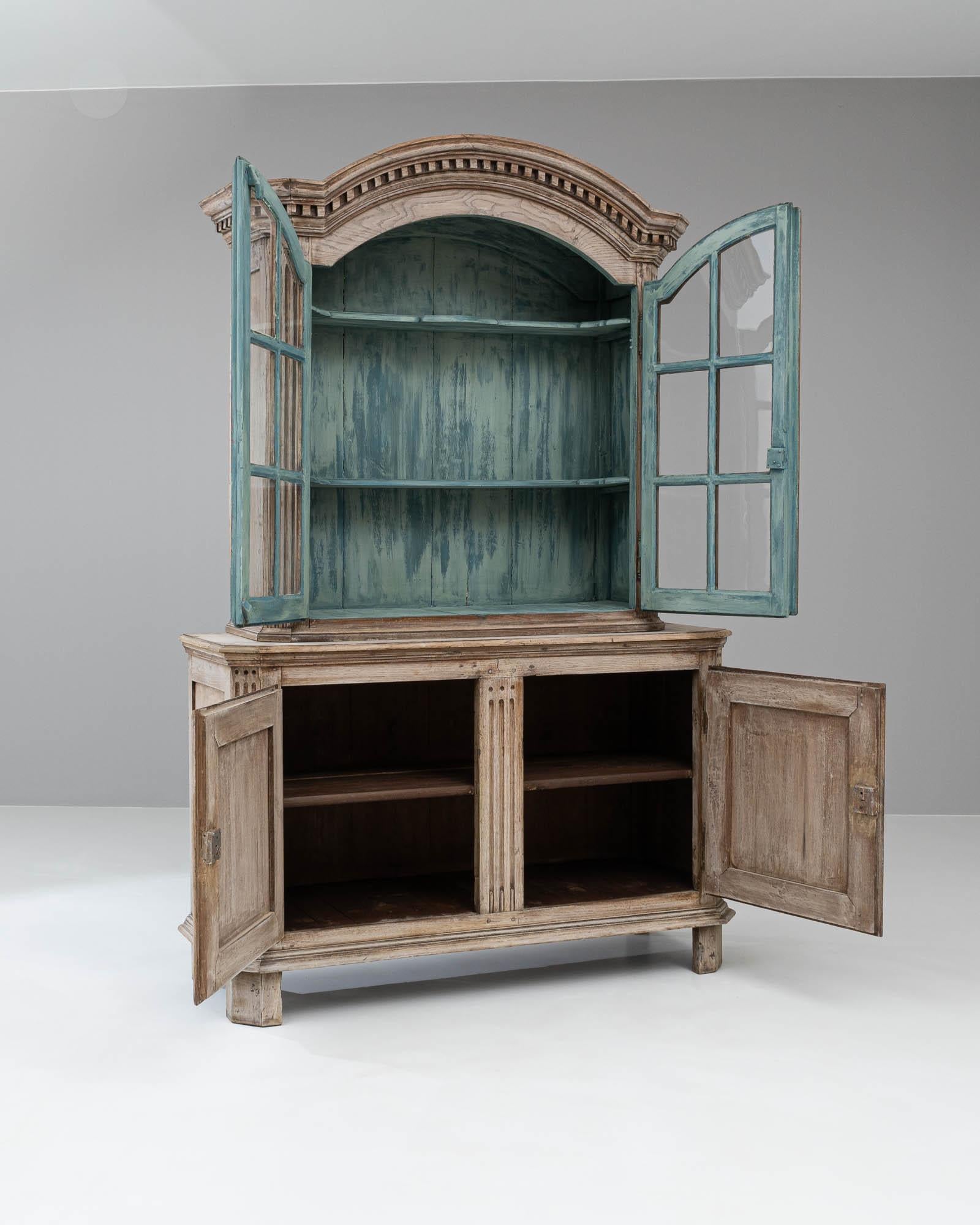 Early 19th Century French Bleached Oak Vitrine 1
