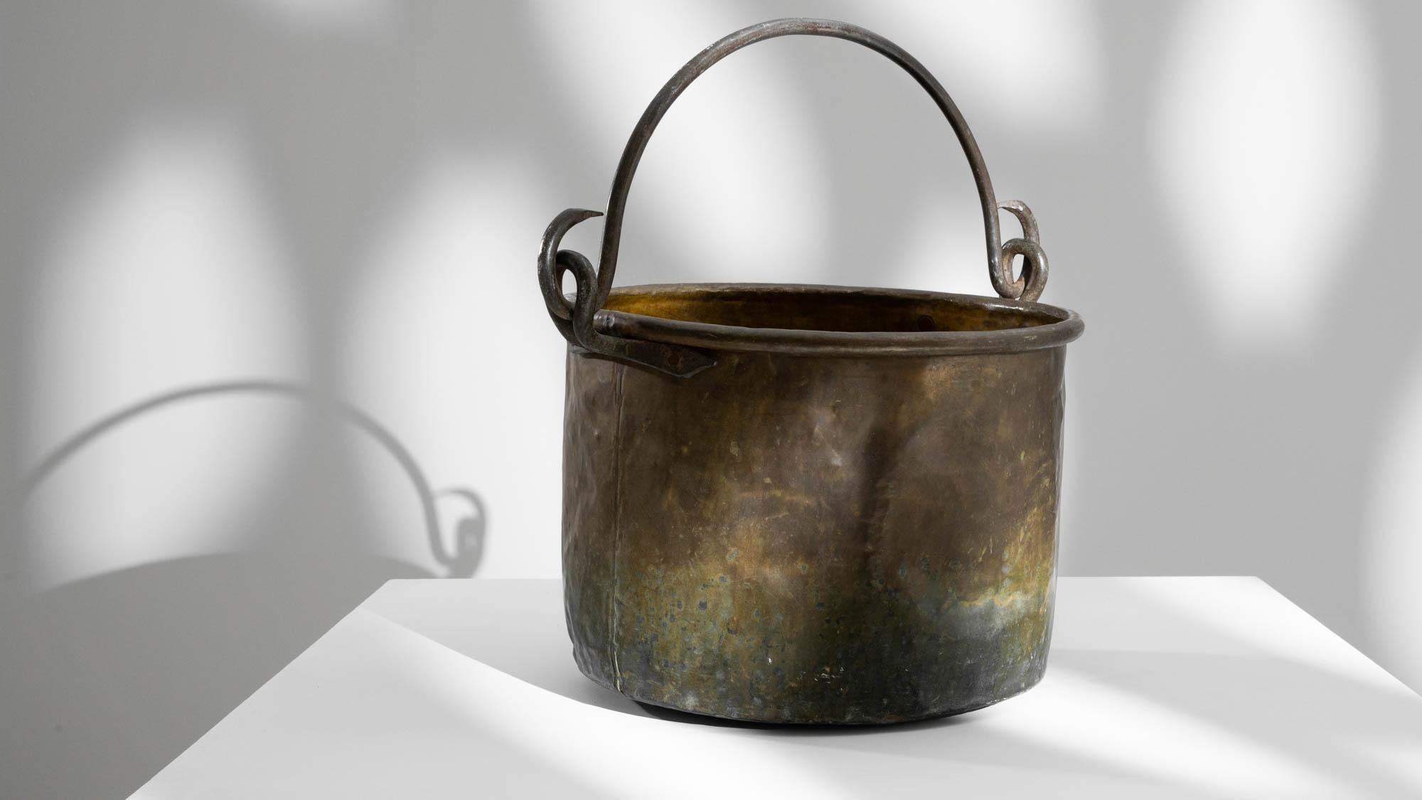Early 19th Century French Brass Bucket For Sale 4