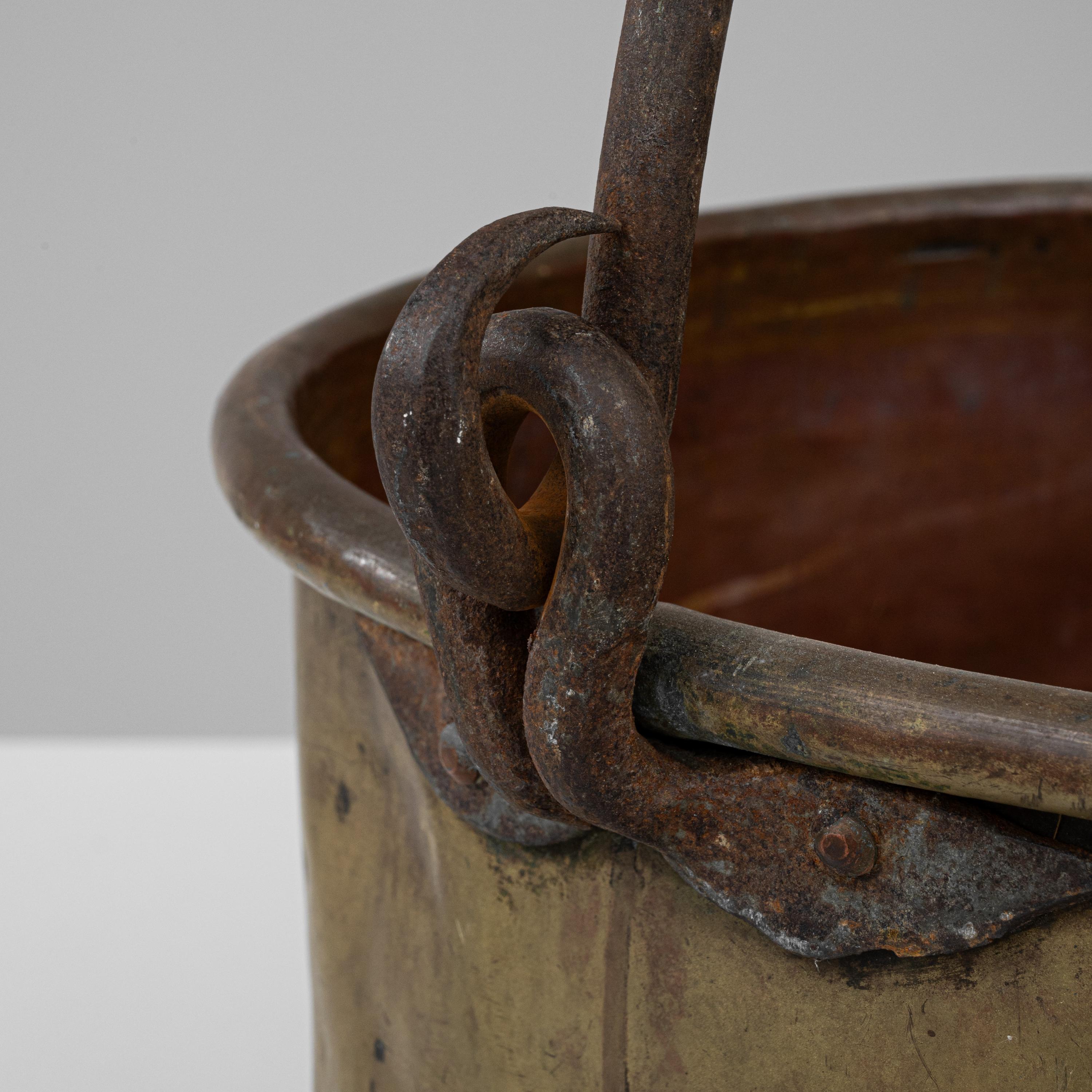 Early 19th Century French Brass Bucket For Sale 5