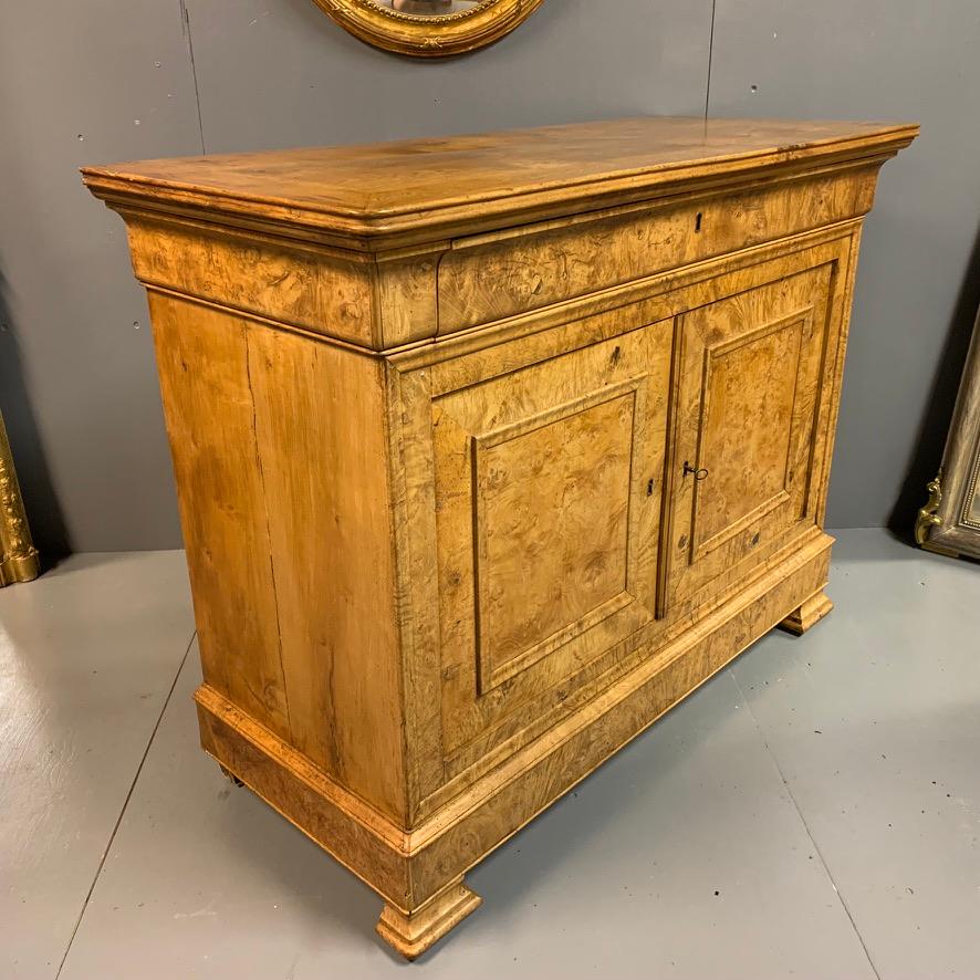 Early 19th Century French Burr Ass Buffet Sideboard 3