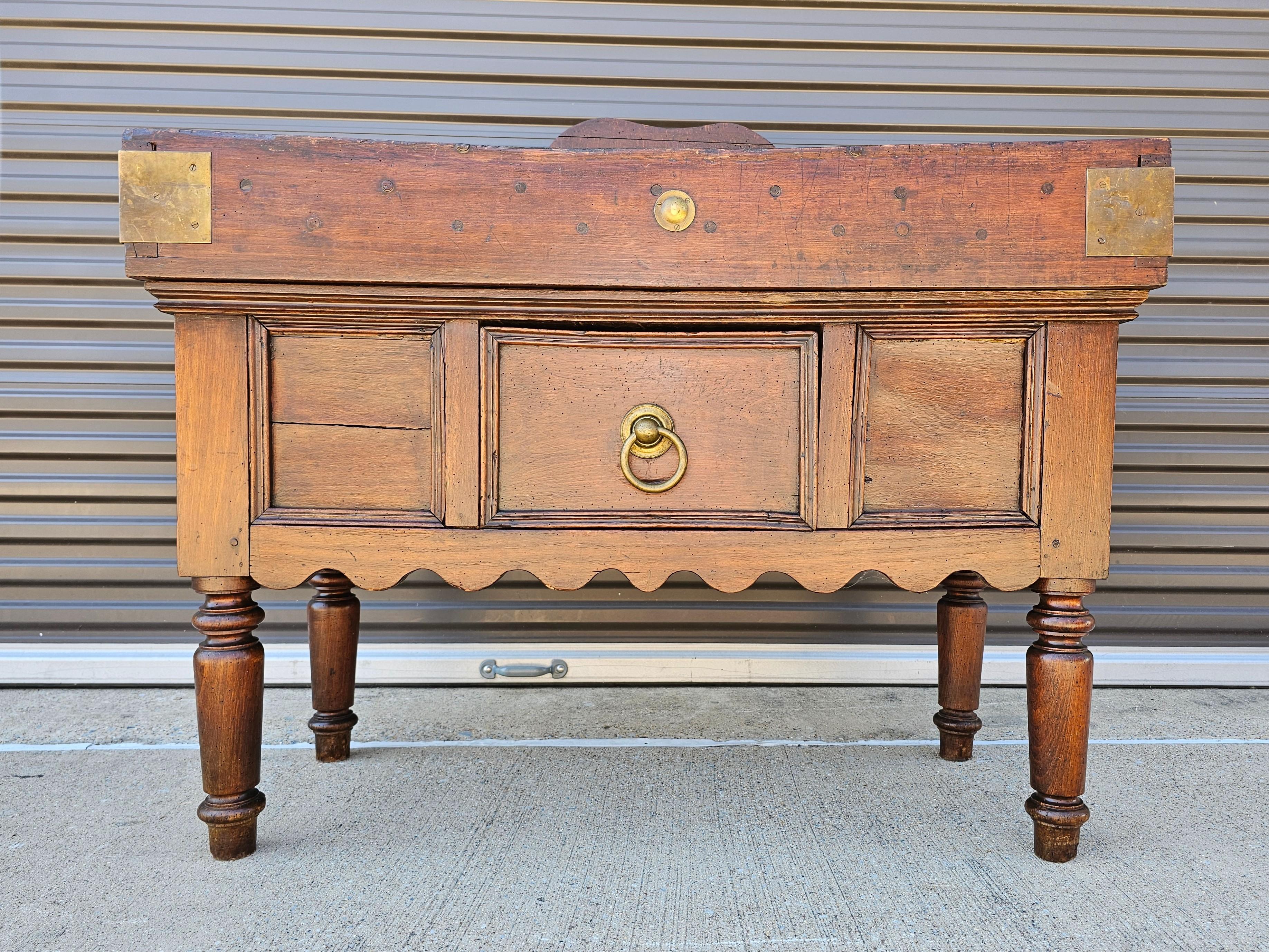 Early 19th Century French Butcher Block Table Billot de Boucher For Sale 13