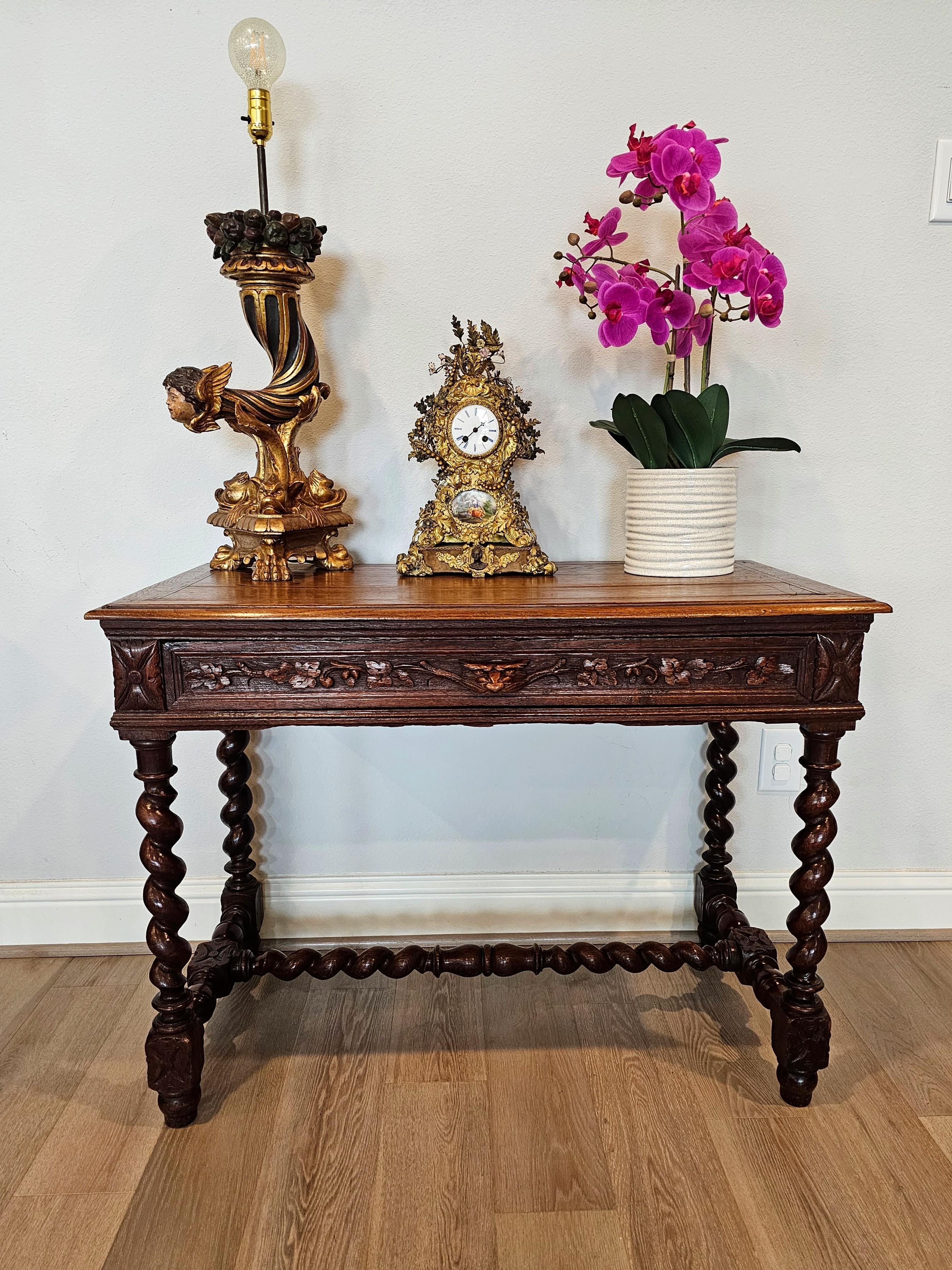 Early 19th Century French Carved Giltwood Figural Winged Putti Table Lamp For Sale 11