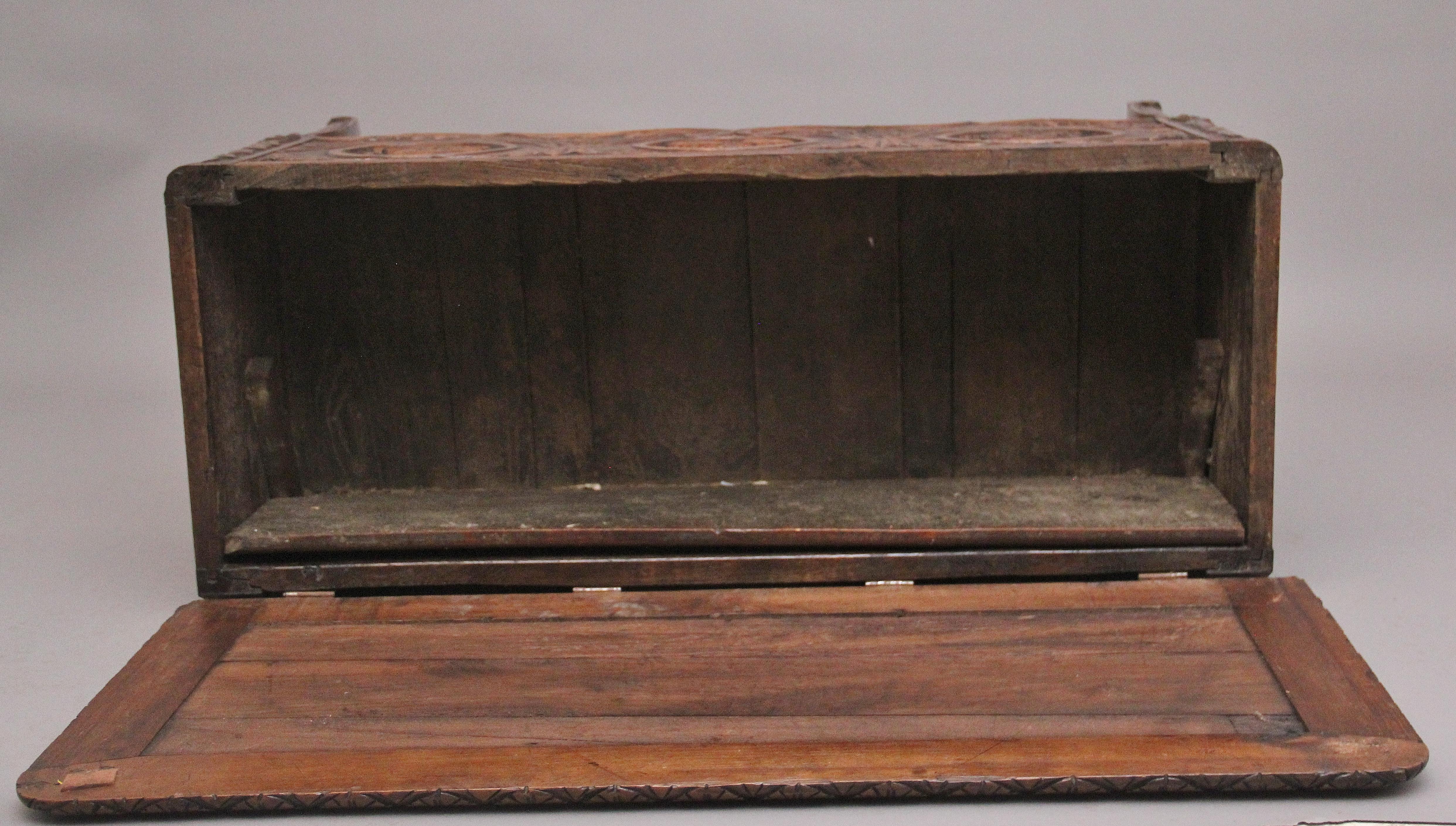 Early 19th Century French carved oak coffer For Sale 10