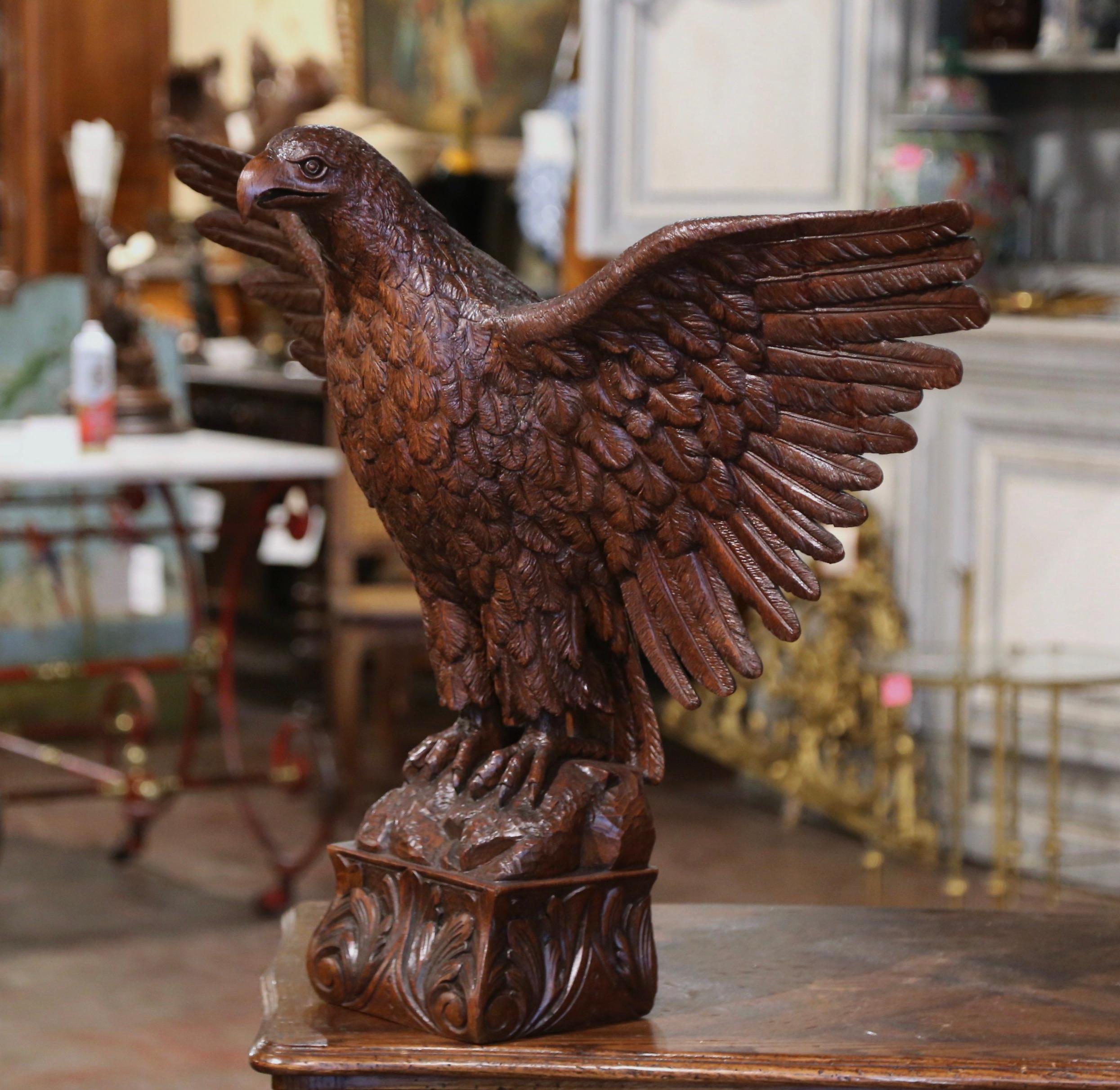 Early 19th Century French Carved Oak Imperial Eagle Sculpture For Sale 2