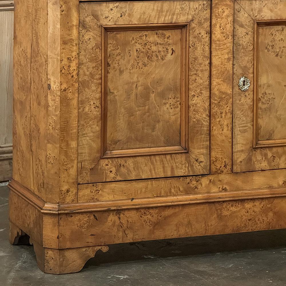 Buffet in radica di Charles X del primo Ottocento con marmo di Carrara in vendita 4