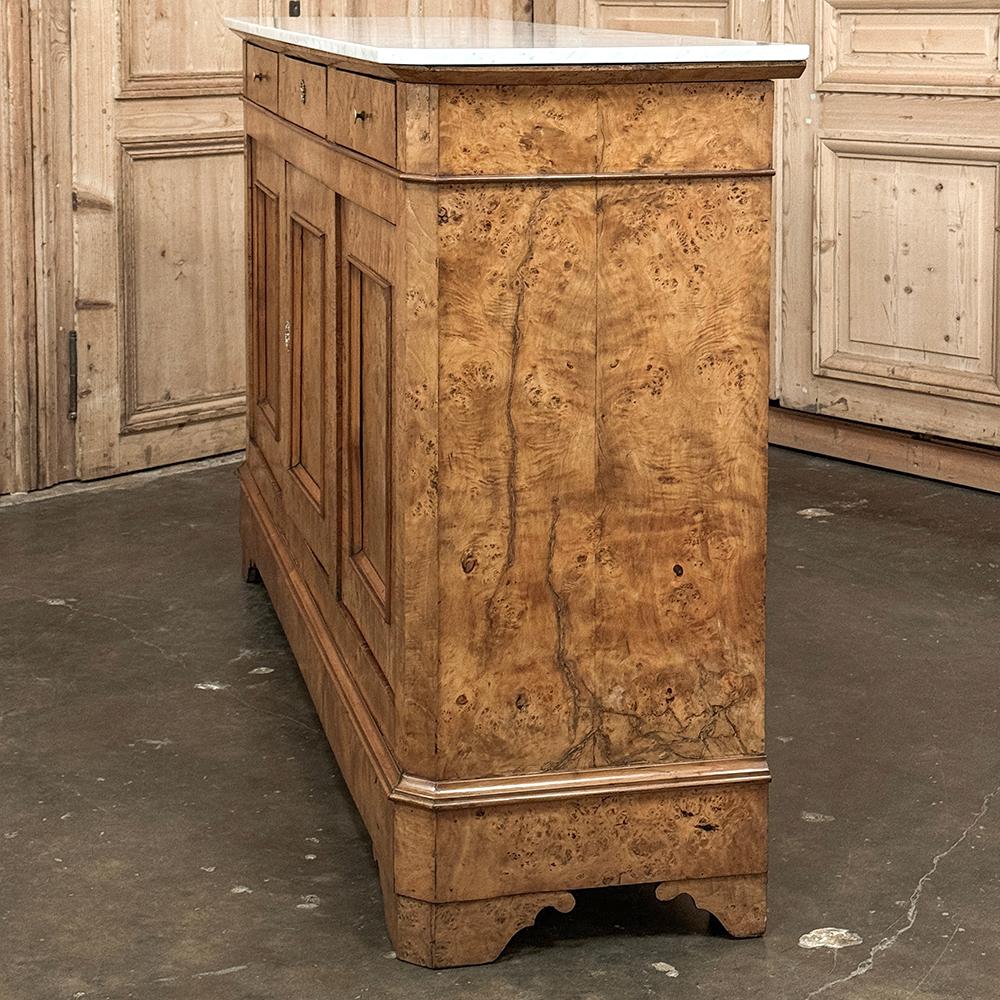 Buffet in radica di Charles X del primo Ottocento con marmo di Carrara in vendita 11