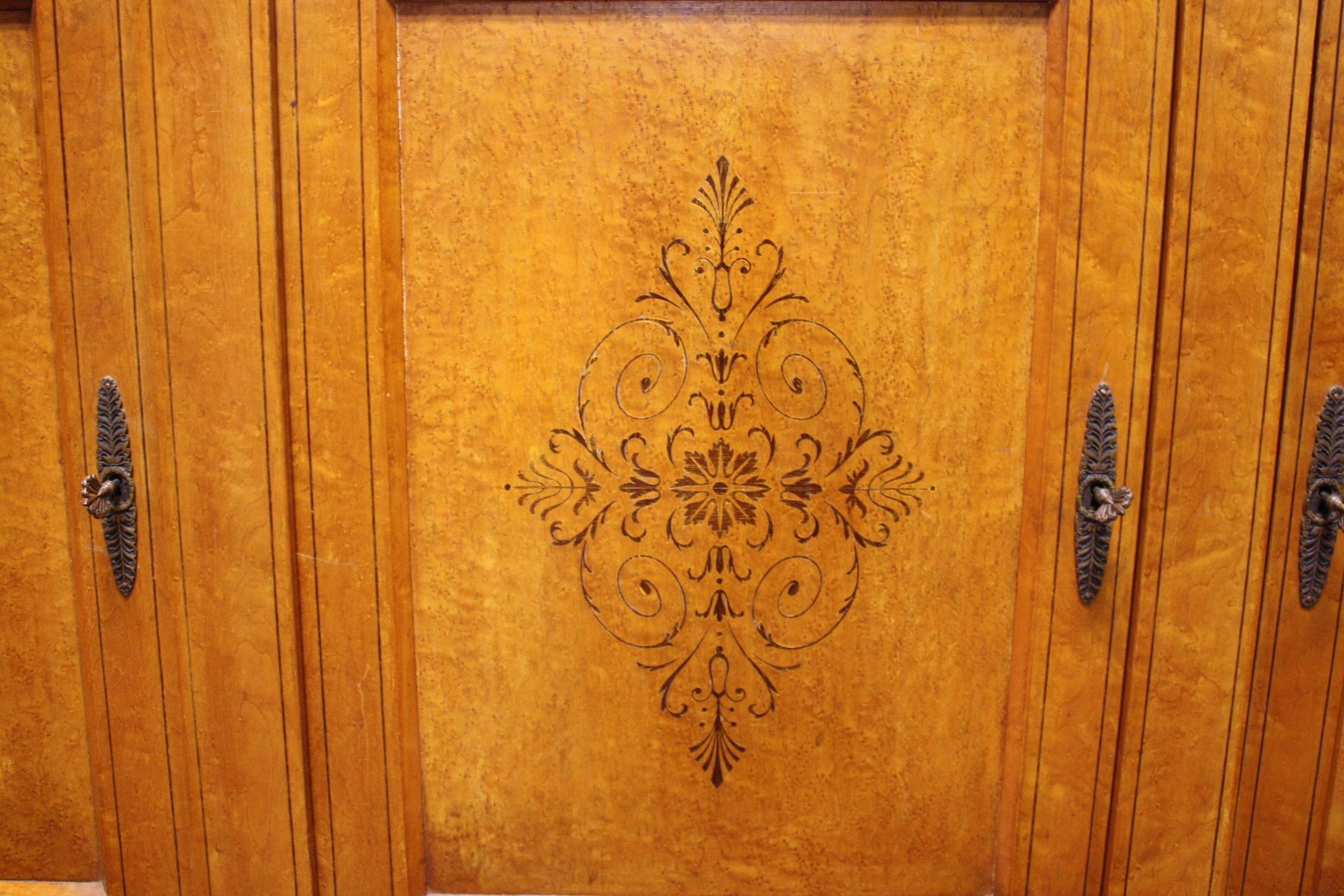 Französisches Sideboard von Charles X. aus dem frühen 19. Jahrhundert im Angebot 2