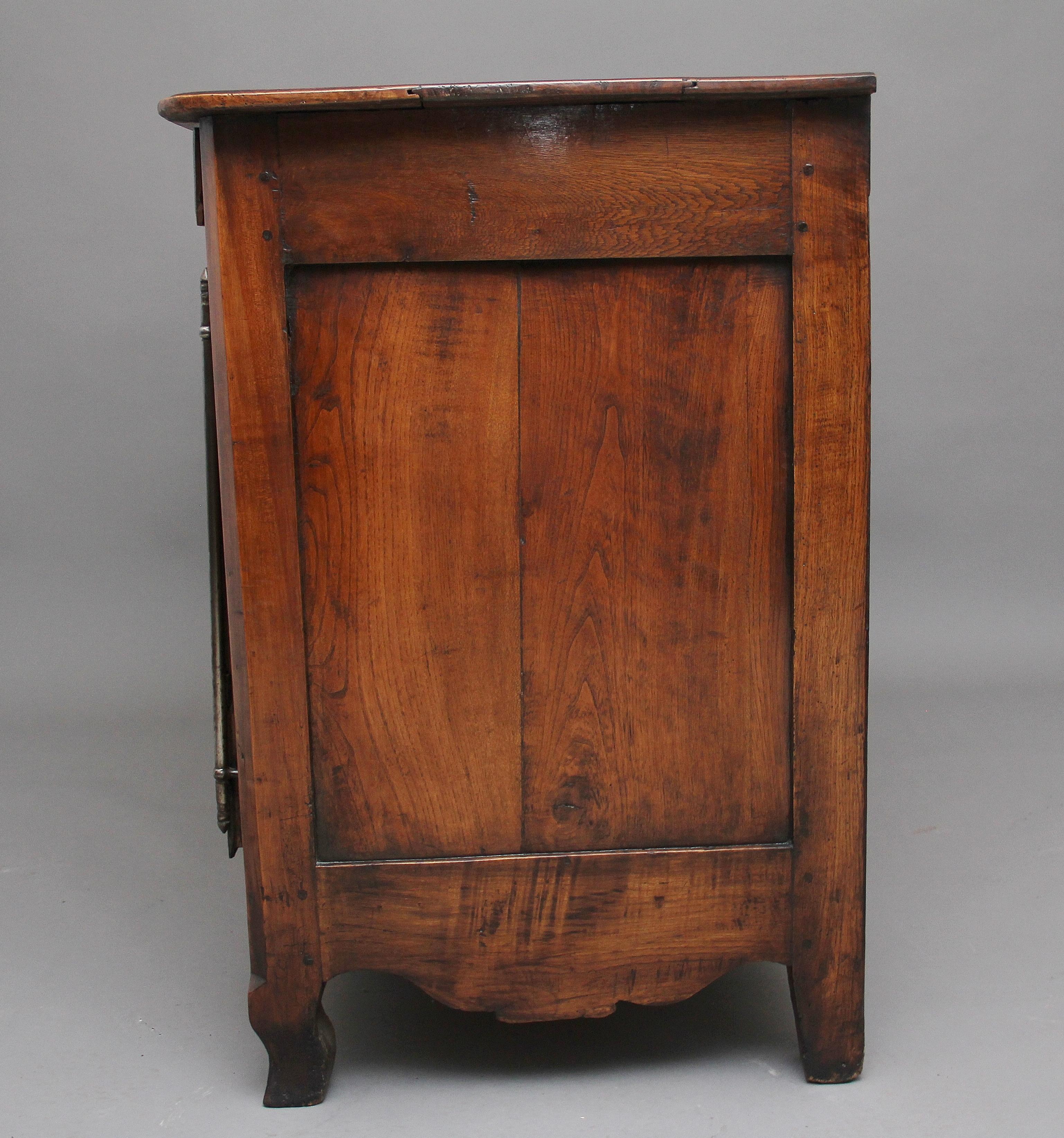 Early 19th Century French Cherrywood Dresser 4