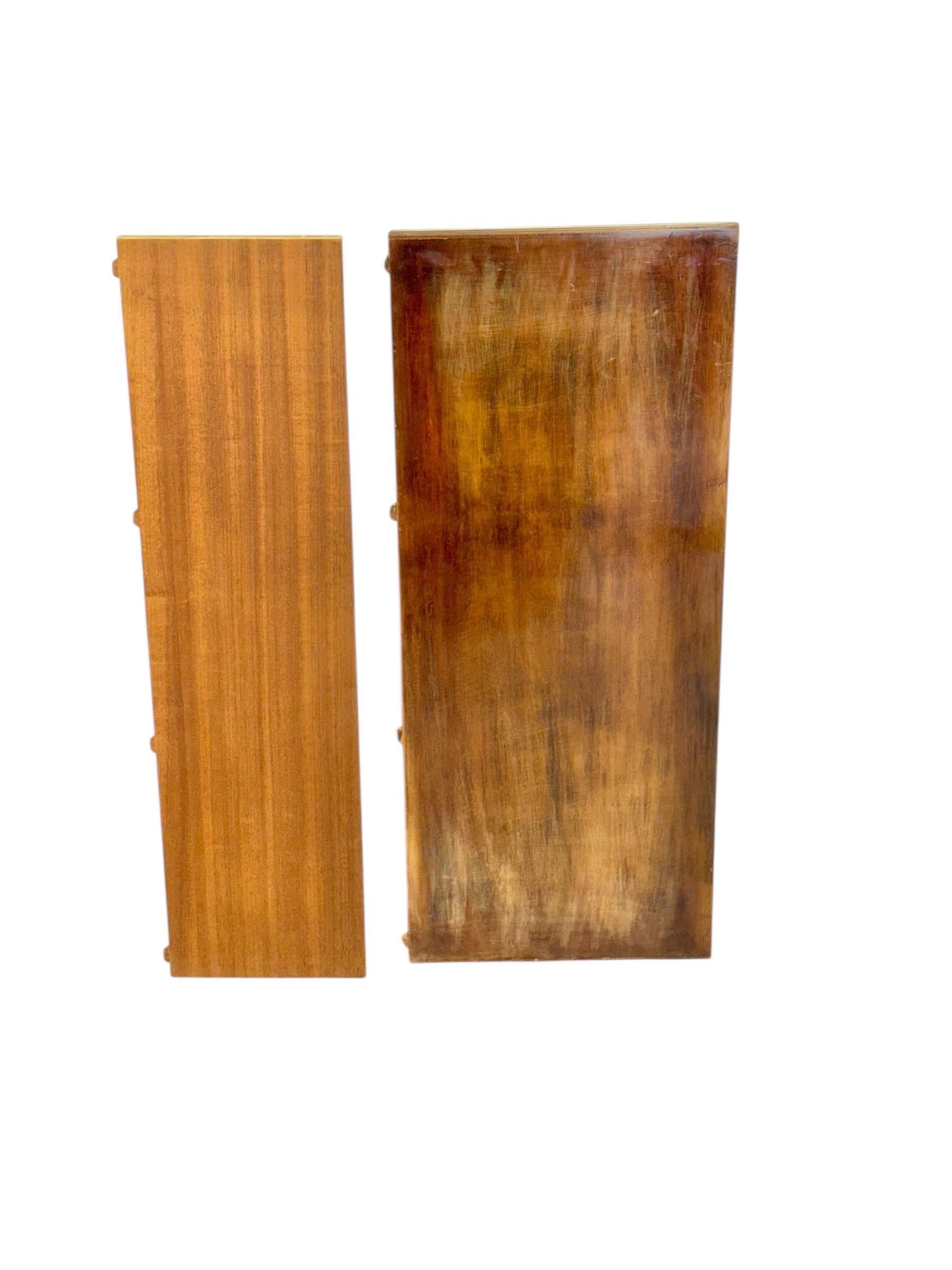 Table à feuilles tombantes en cerisier français du début du XIXe siècle sur roulettes en bronze doré en vente 1