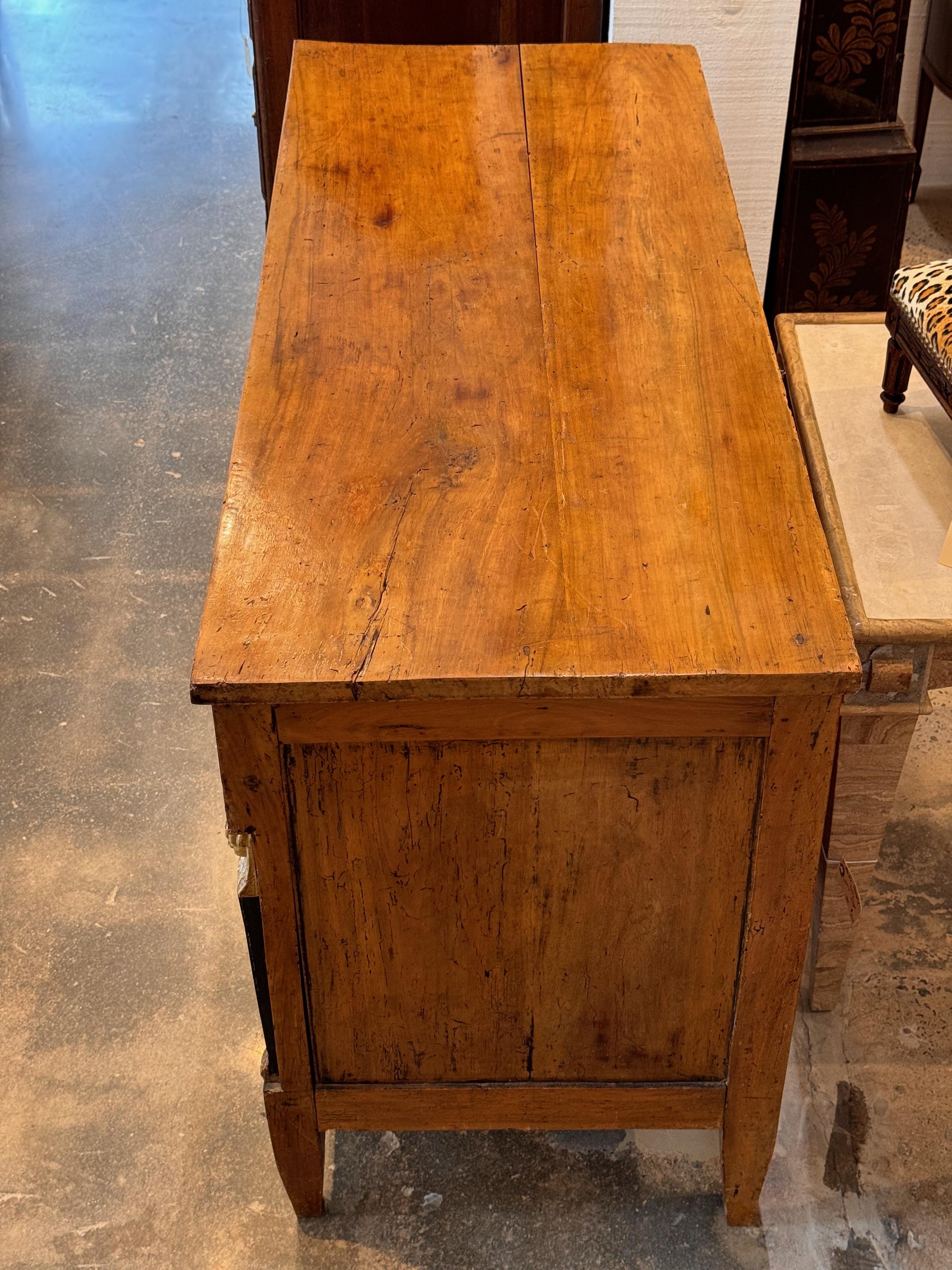 Early 19th Century French Chest For Sale 2