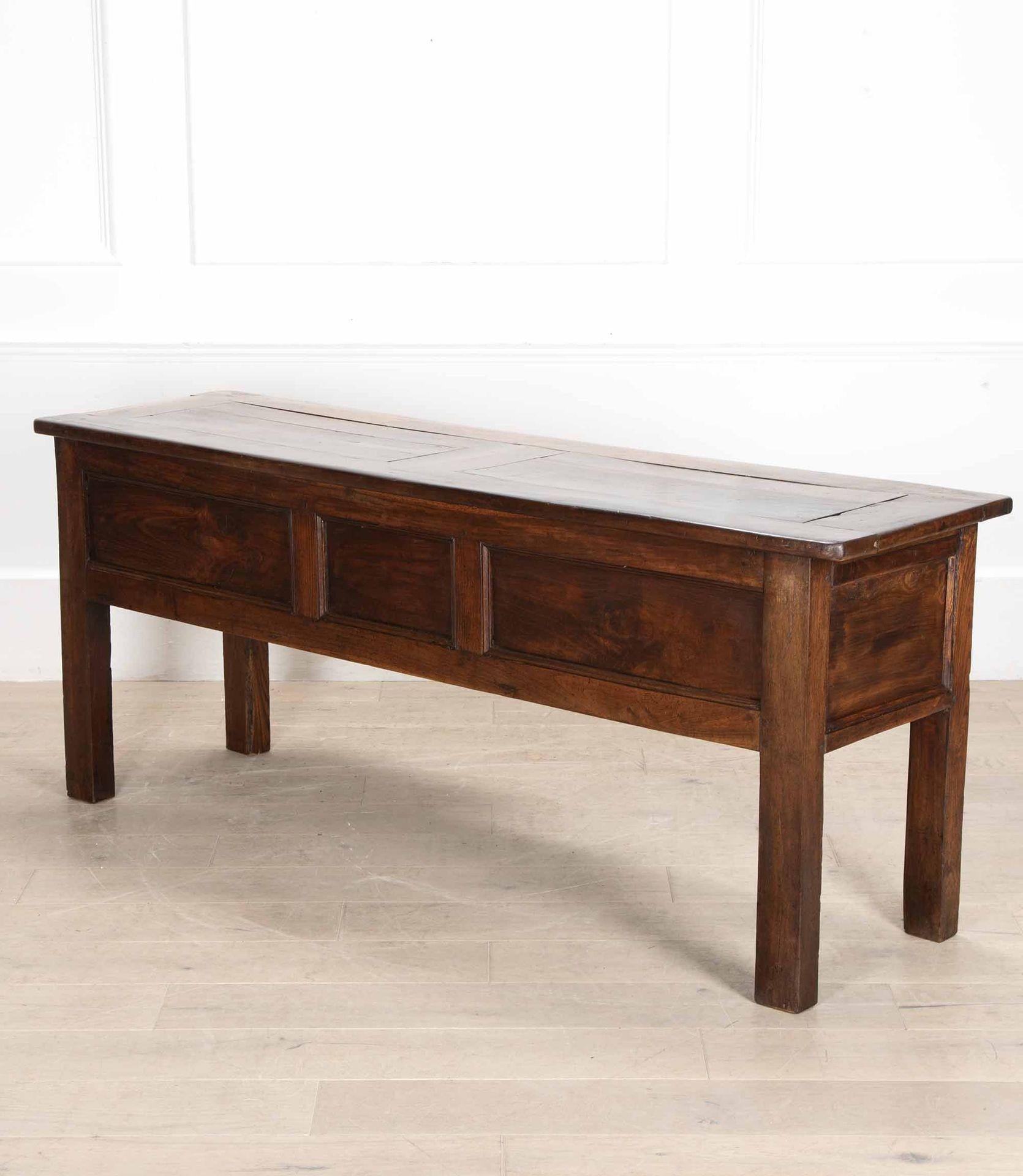 Early 19th Century French Chestnut Panelled Top Dresser Base In Good Condition For Sale In Gloucestershire, GB