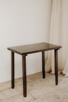 mesa francesa de castaño de principios del siglo xix .
