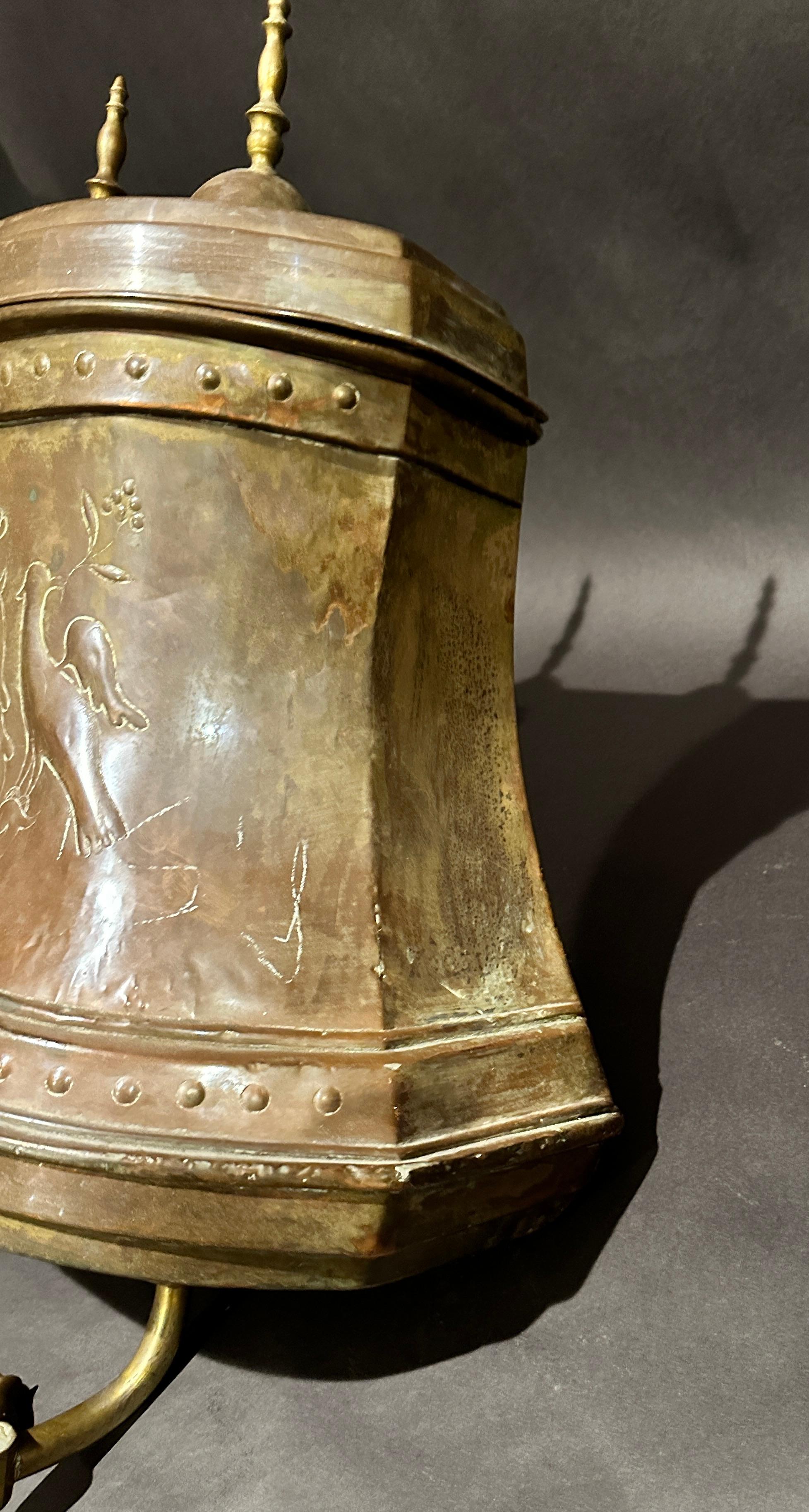 Frühes 19. Jahrhundert Französisch Kupfer Repoussé Wandbrunnen Lavabo im Angebot 4