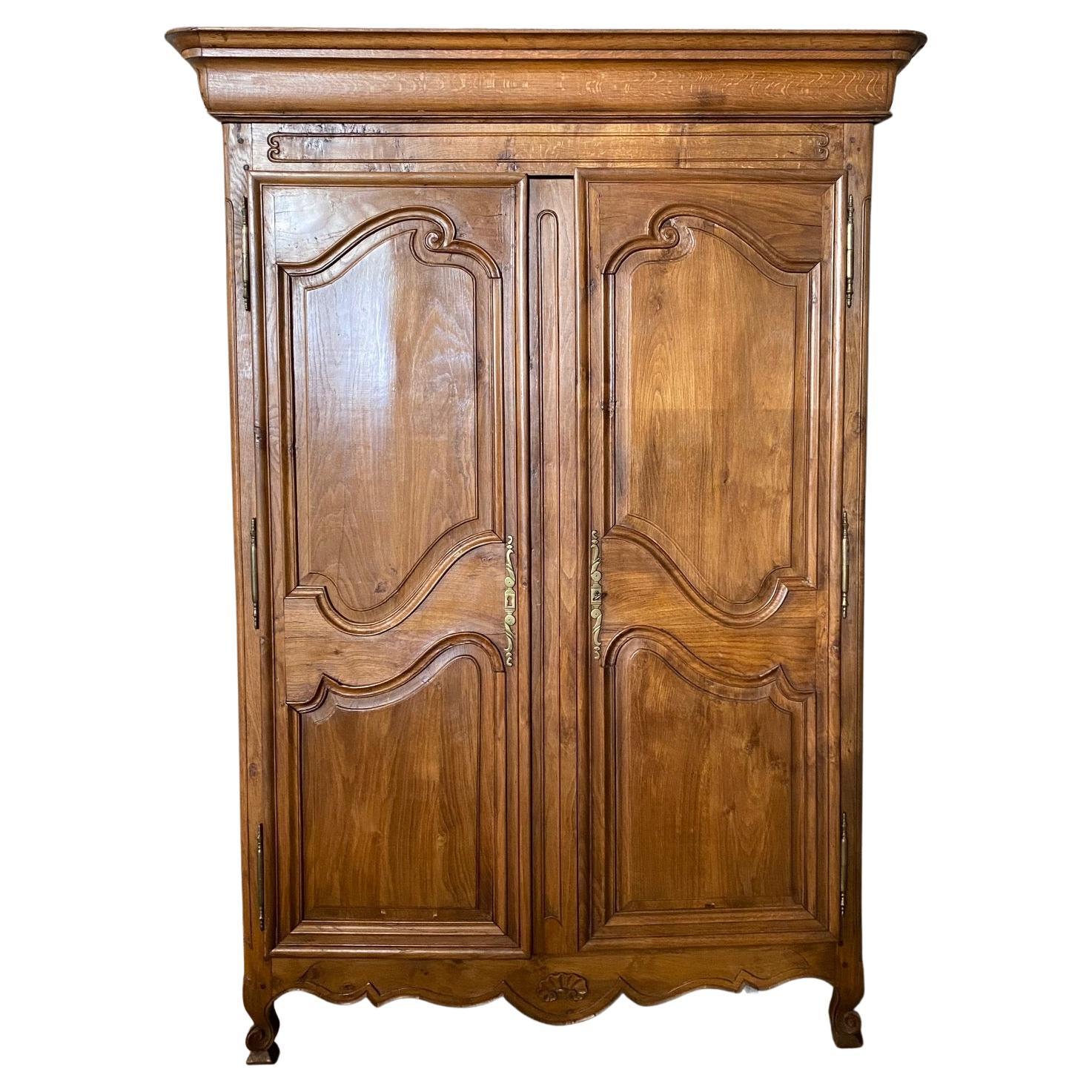 Early 19th Century French Country Armoire Linen Press Wardrobe Cabinet