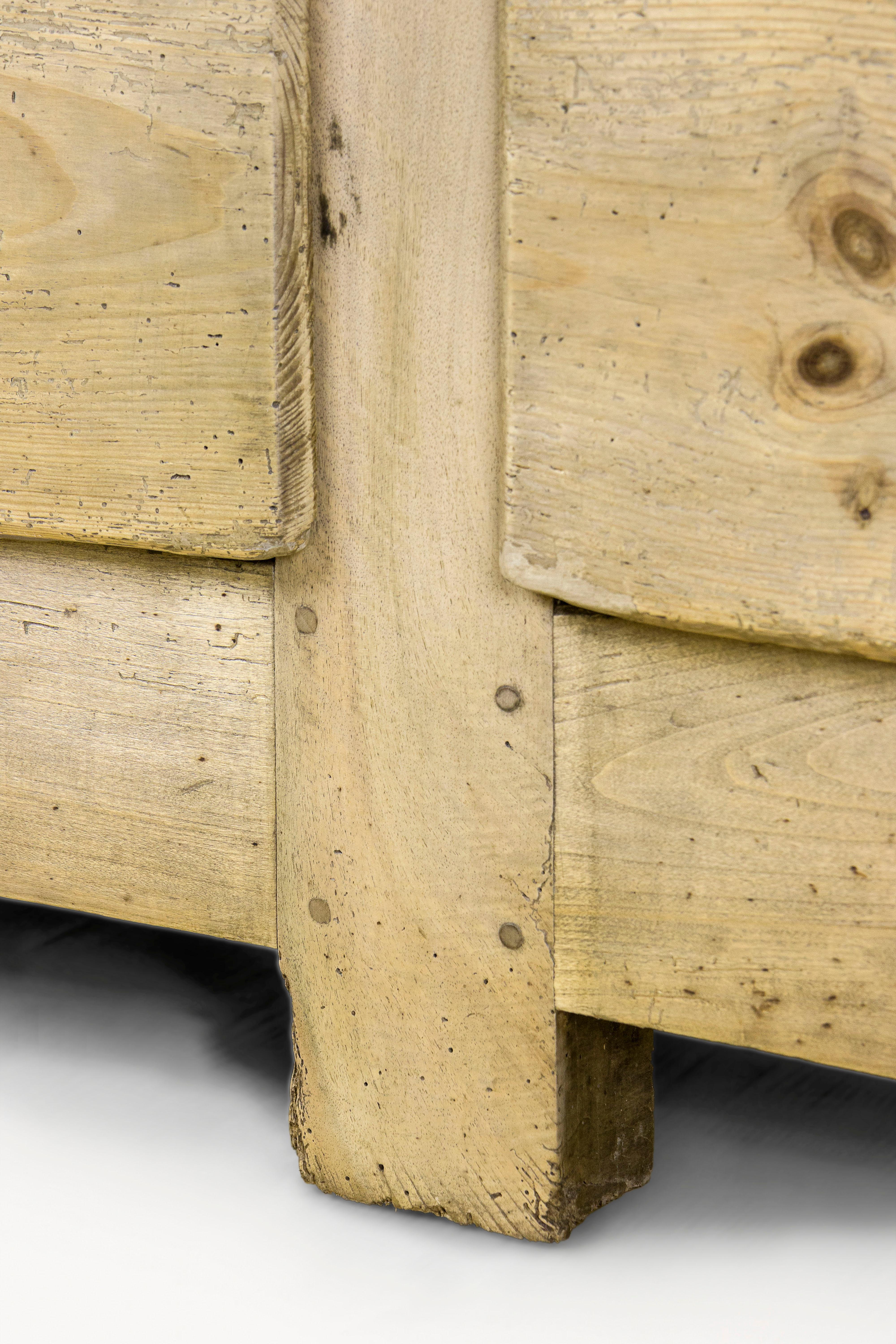 Early 19th Century French Country Chest of Drawers, circa 1800, France For Sale 5
