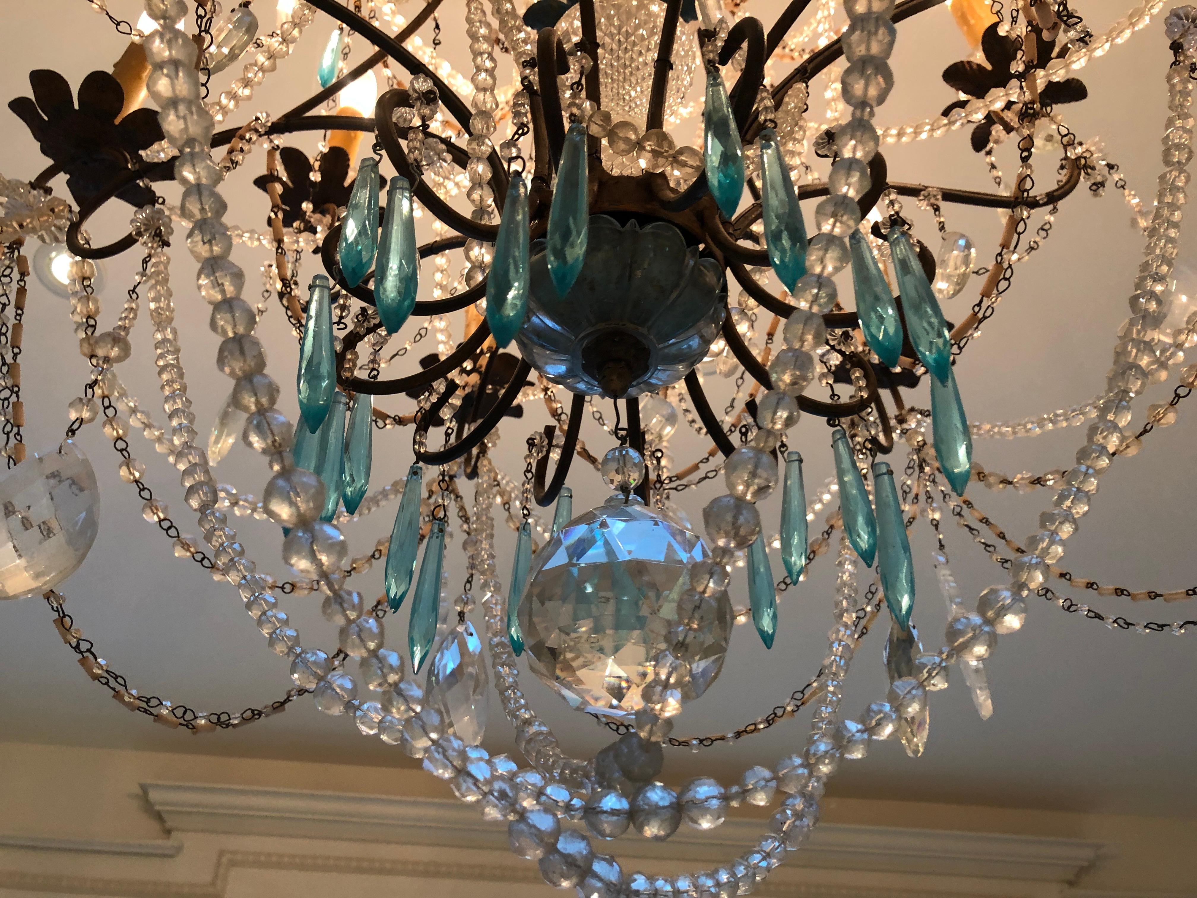 Early 19th Century French Crystal Chandelier For Sale 13