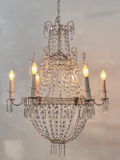 Lampadario a candela in cristallo tagliato francese dell'inizio del XIX secolo