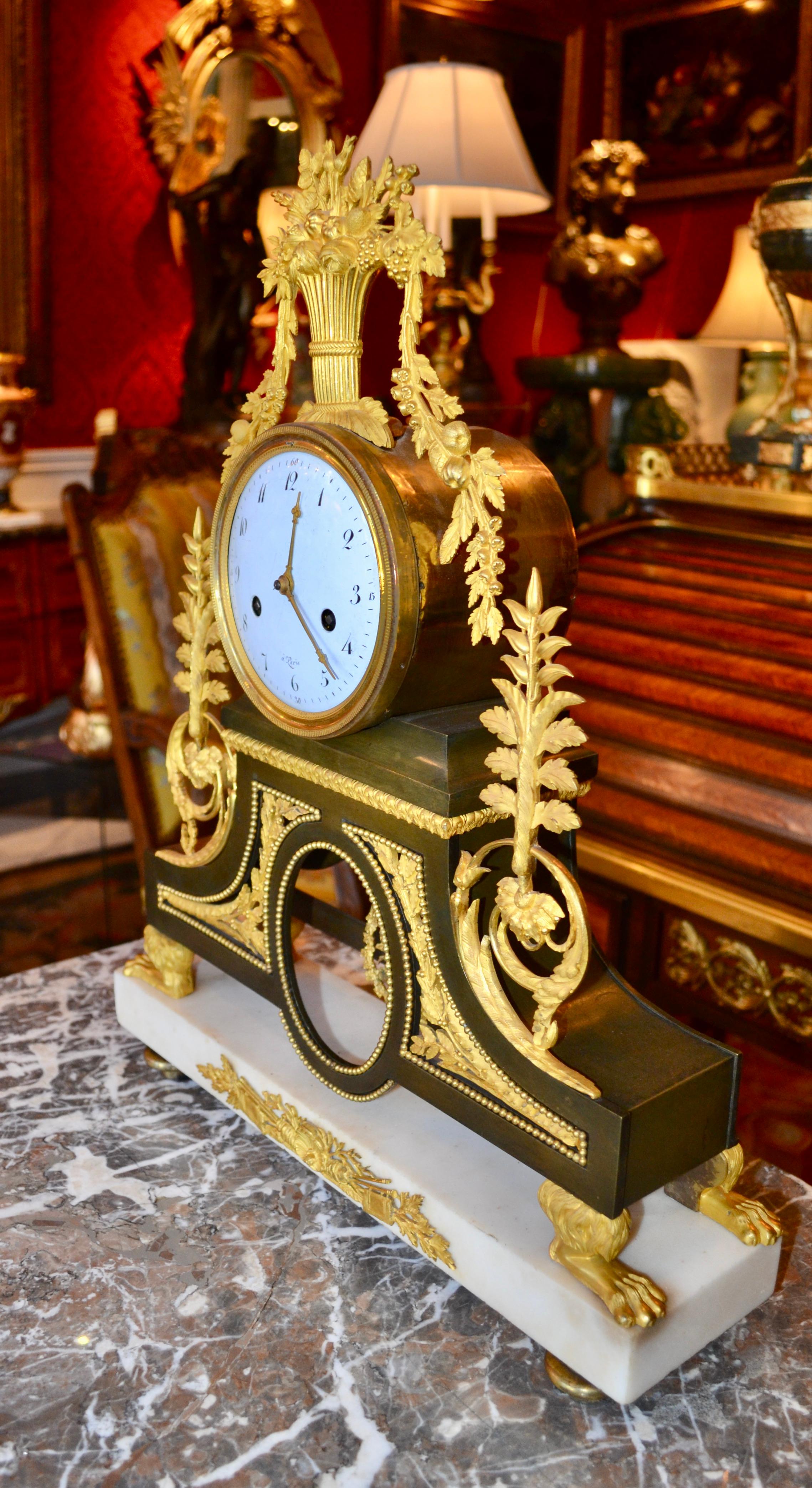 Early 19th Century French Directoire Gilt Bronze and Marble Clock by Deverberie For Sale 7