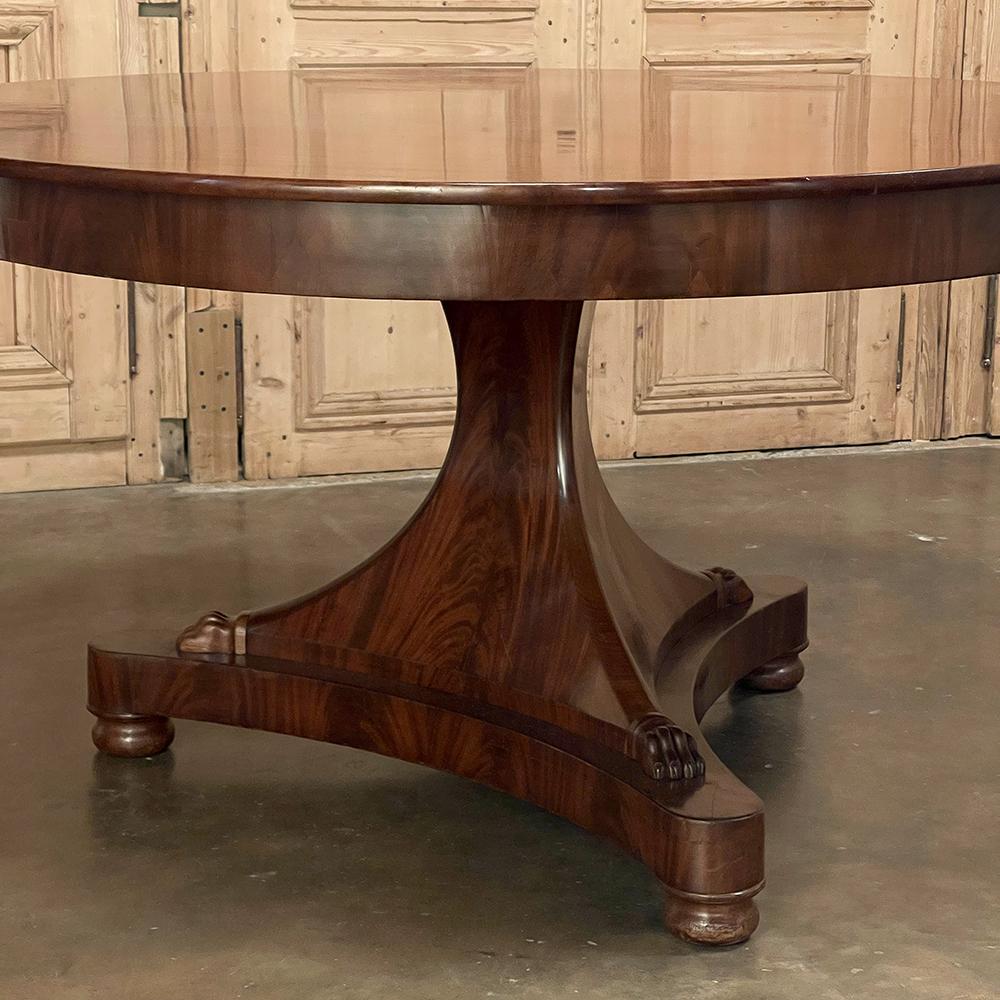 Early 19th Century French Directoire Mahogany Center Table For Sale 7