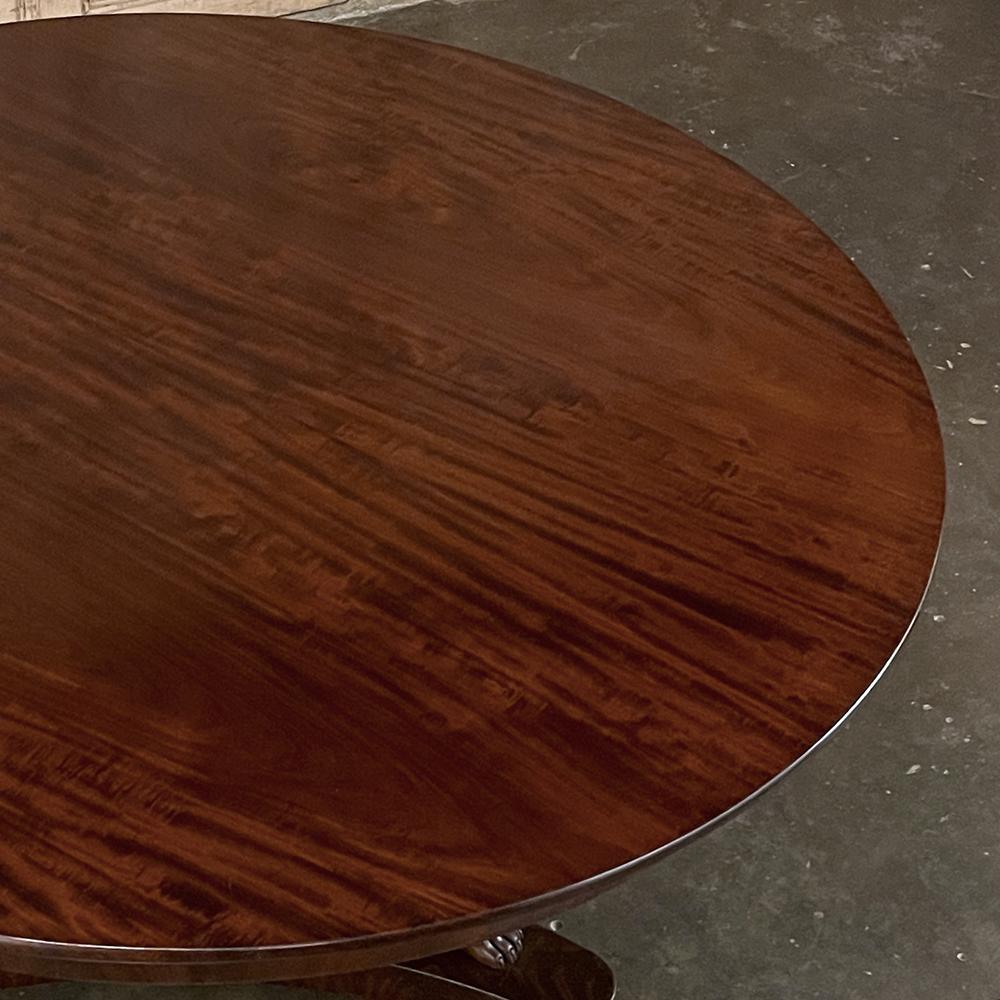 Early 19th Century French Directoire Mahogany Center Table For Sale 10