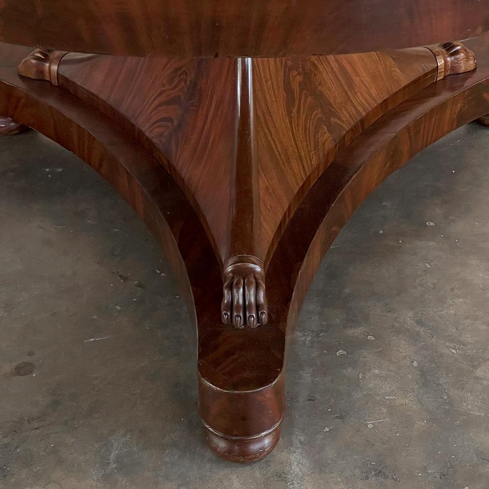 Early 19th Century French Directoire Mahogany Center Table For Sale 3