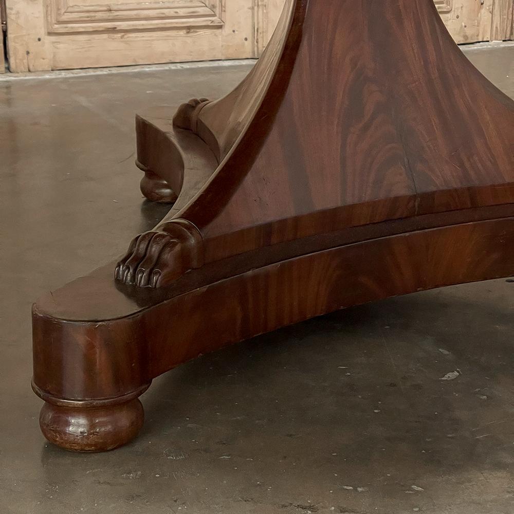 Early 19th Century French Directoire Mahogany Center Table For Sale 5