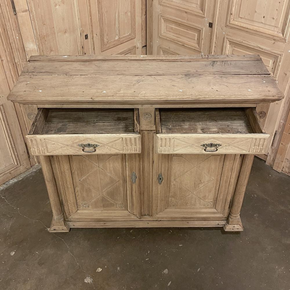 Early 19th Century French Directoire Period Stripped Oak Buffet For Sale 4
