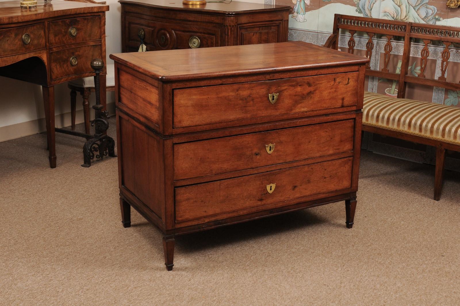 Early 19th Century French Directoire Walnut Commode 2