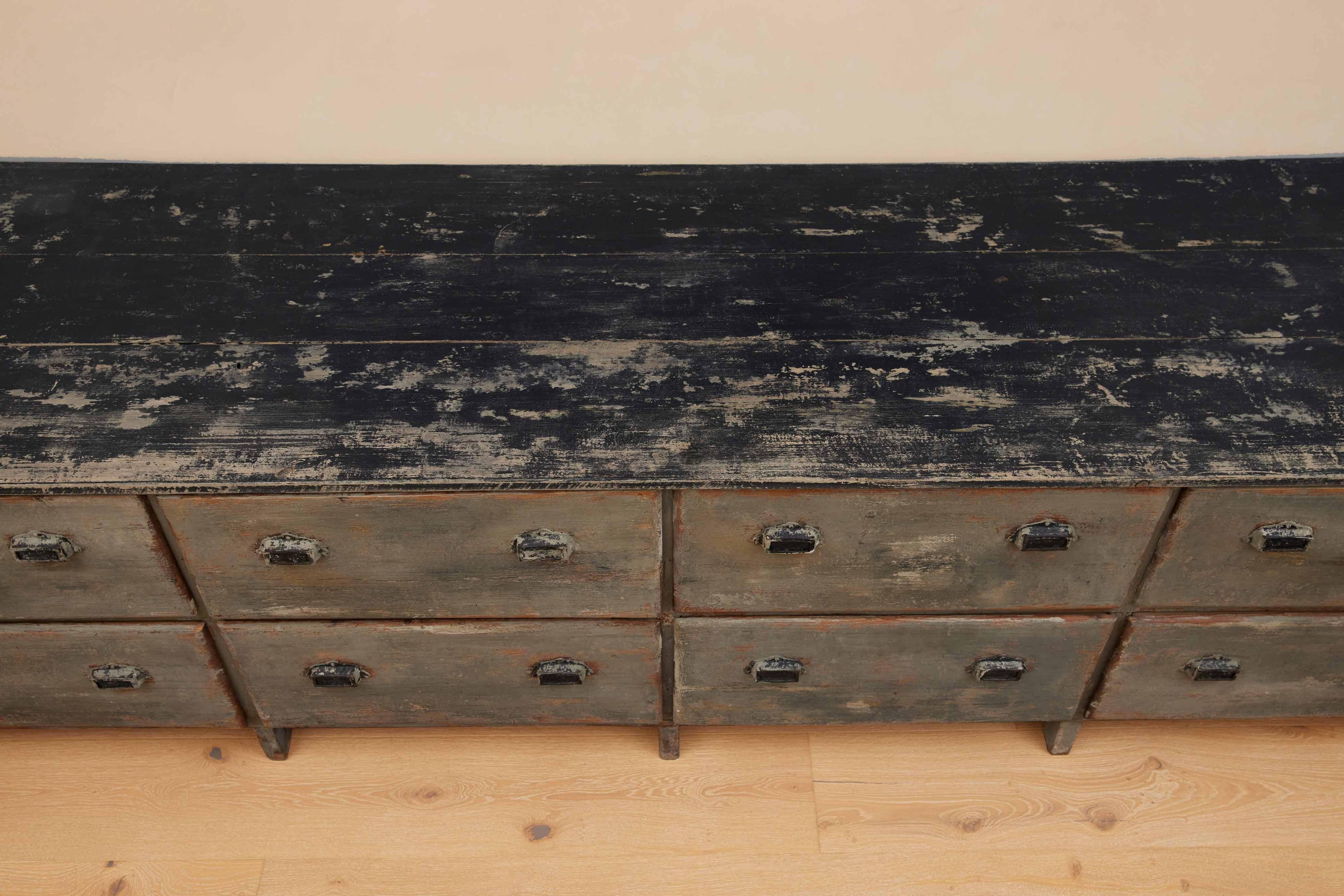 Early 19th Century French Drapers Drawers/Cabinet  In Good Condition For Sale In Santa Monica, CA