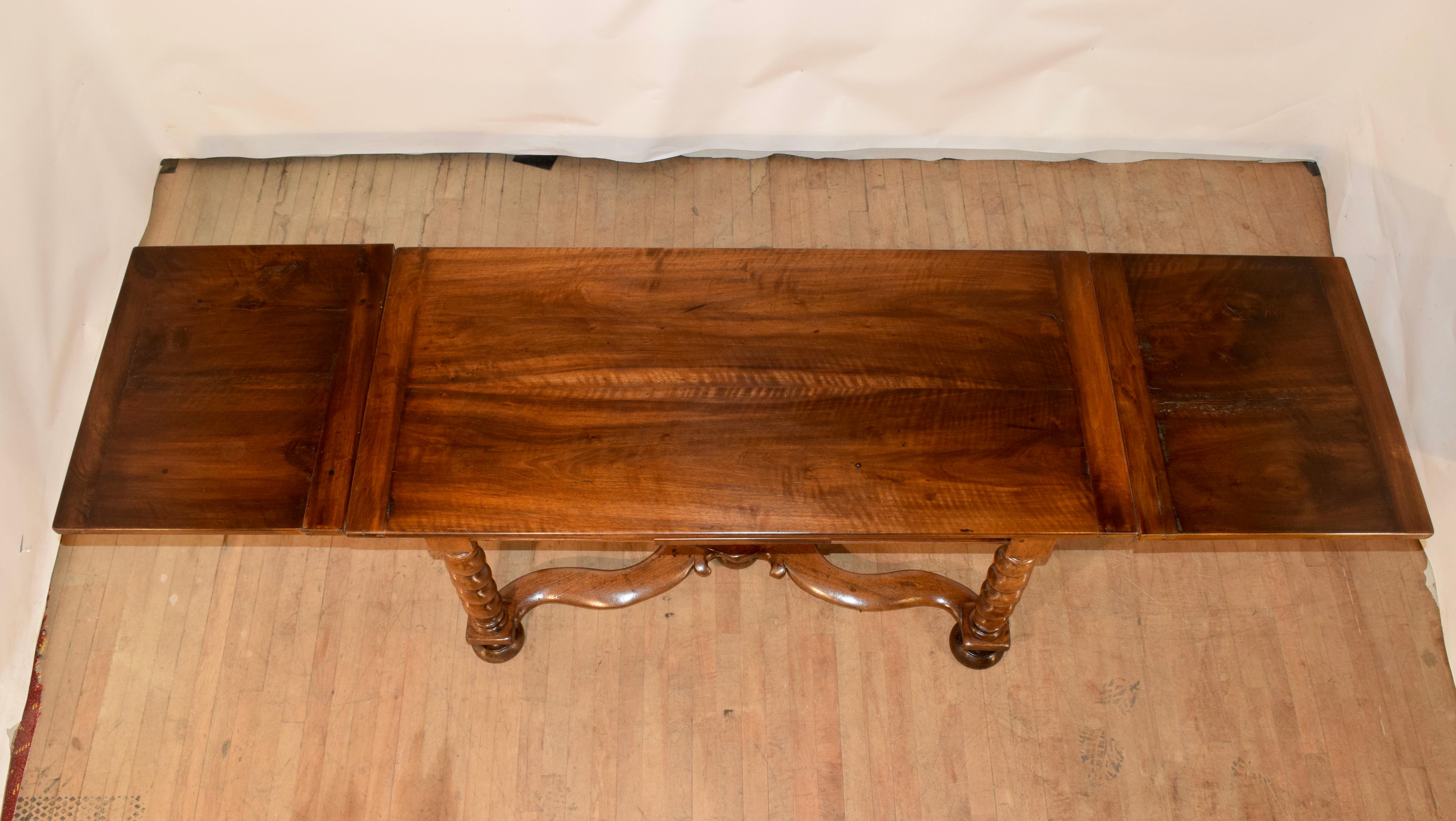 Early 19th Century French Draw-Leaf Table 3