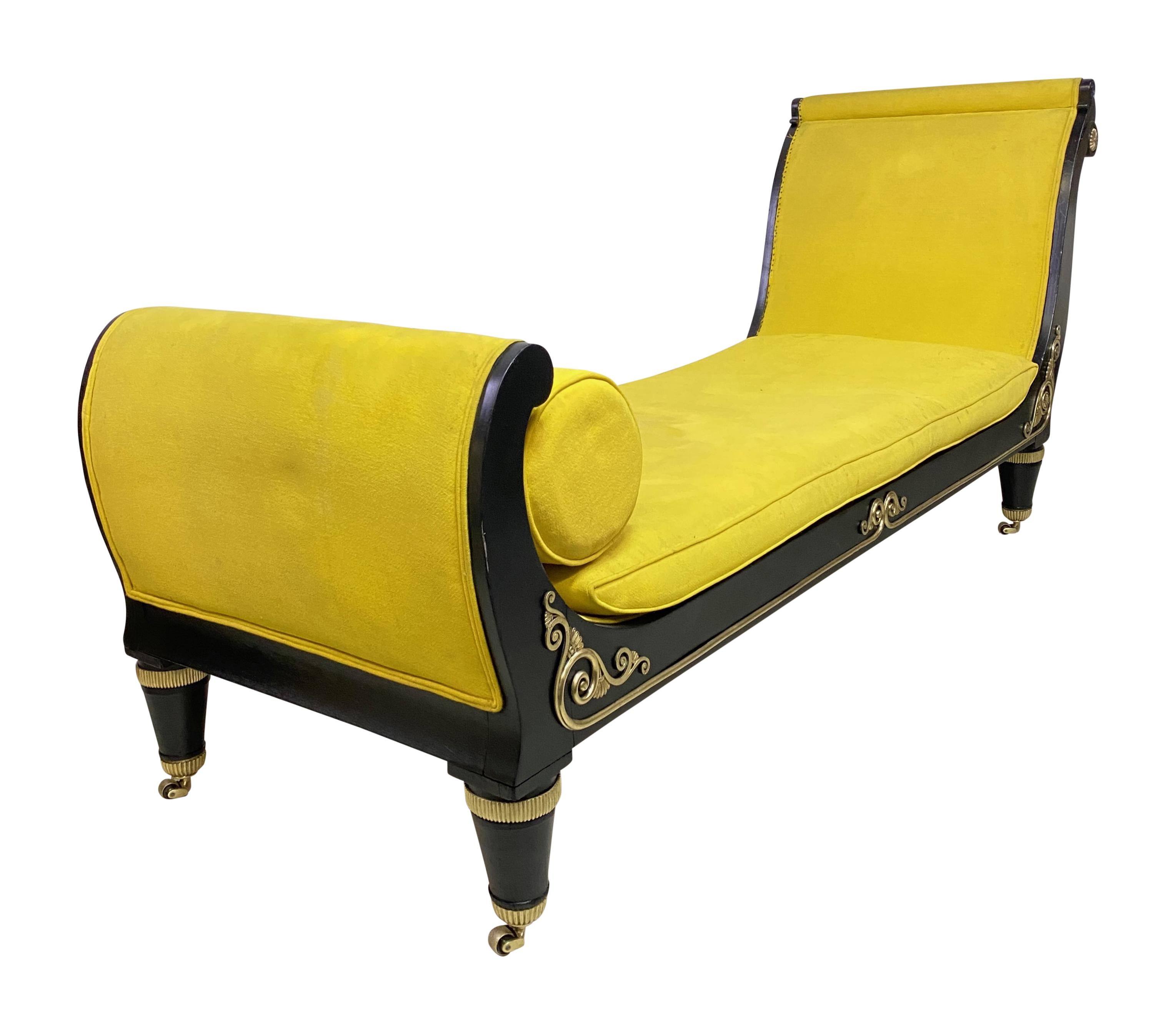 Early 19th Century French Empire Chaise Lounge Daybed For Sale 4