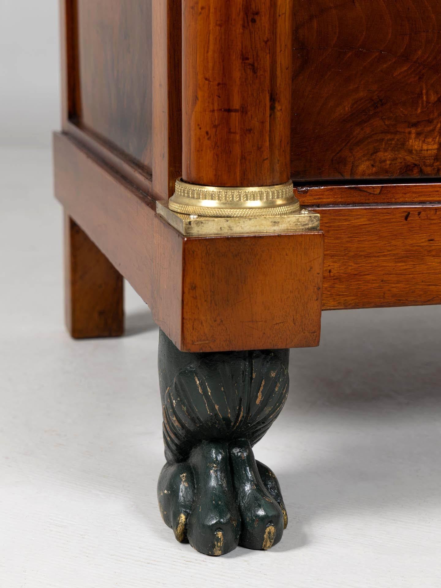 Early 19th Century French Empire Chest Of Drawers with Columns and Paw Feet For Sale 3