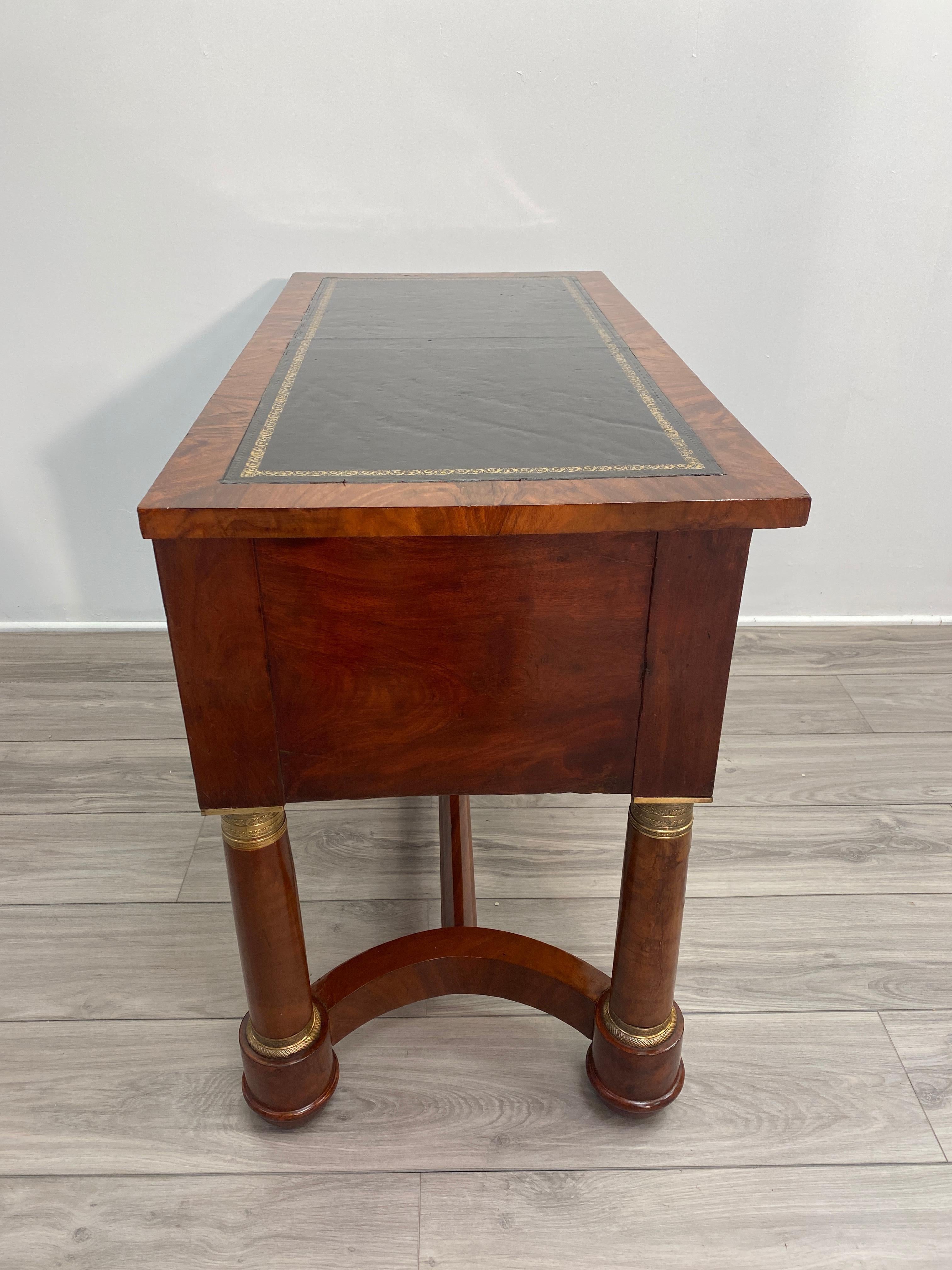 Early 19th Century French Empire Desk For Sale 2