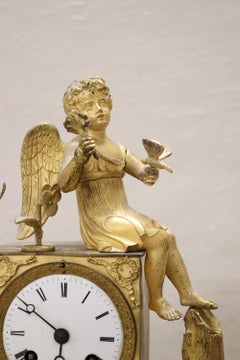 Early 19th Century French Empire Fine Gilt Bronze Mantle Clock with Cupid