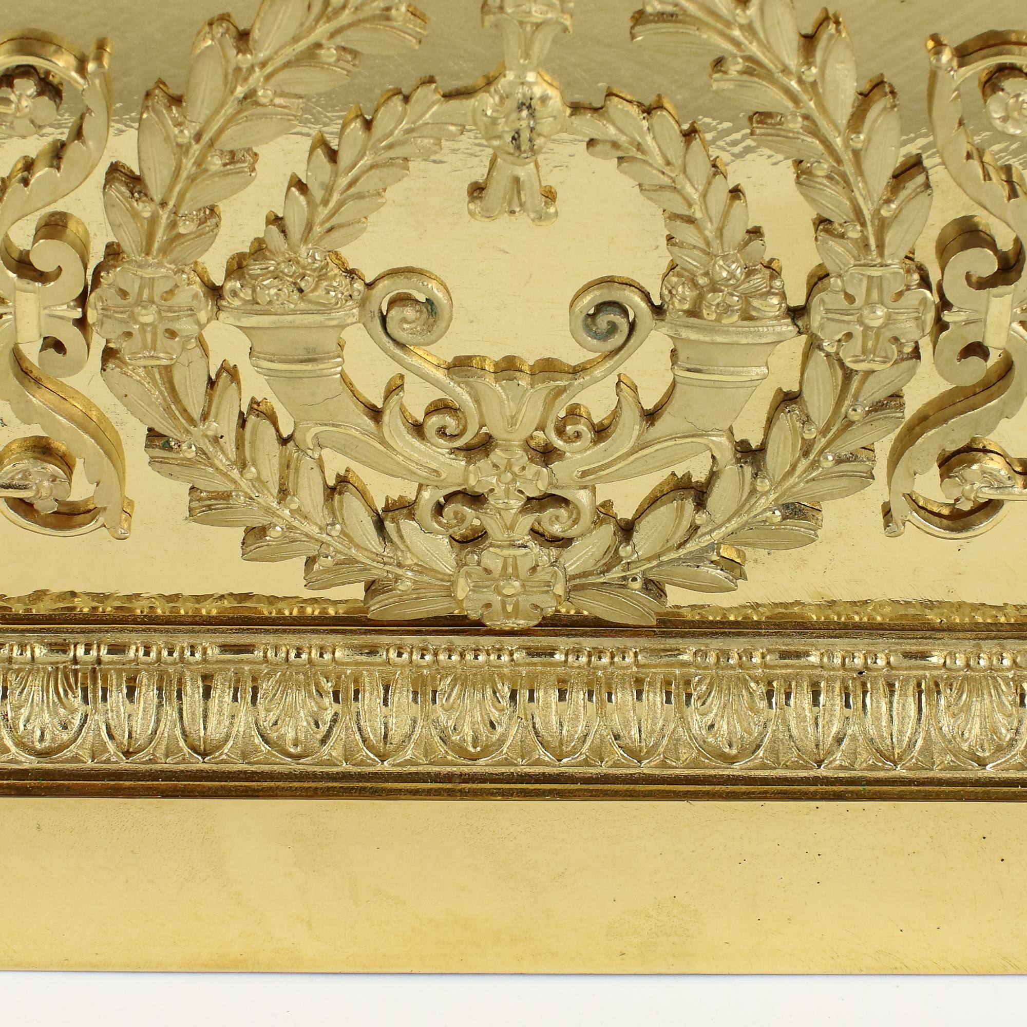 Early 19th Century French Empire Gilt Bronze Lioness Figures Andirons or Chenets 6