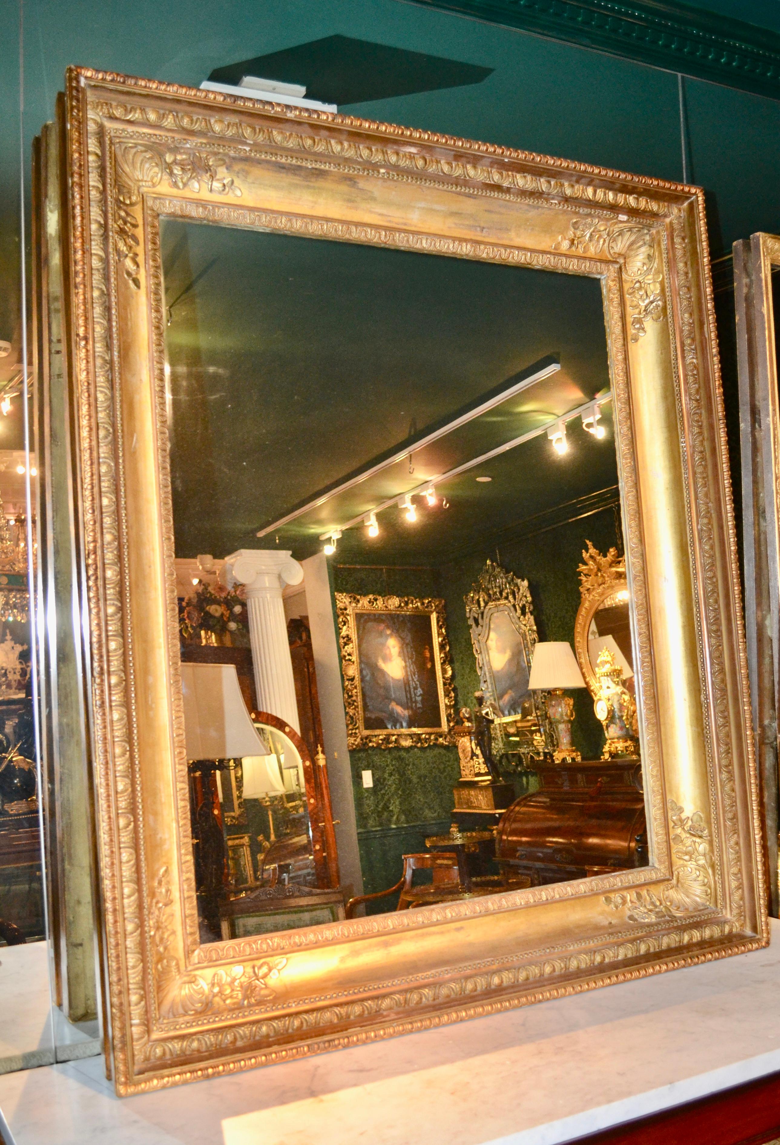 Anfang 19. Jahrhundert  Spiegel aus französischem Empire-Giltwood im Zustand „Gut“ im Angebot in Vancouver, British Columbia