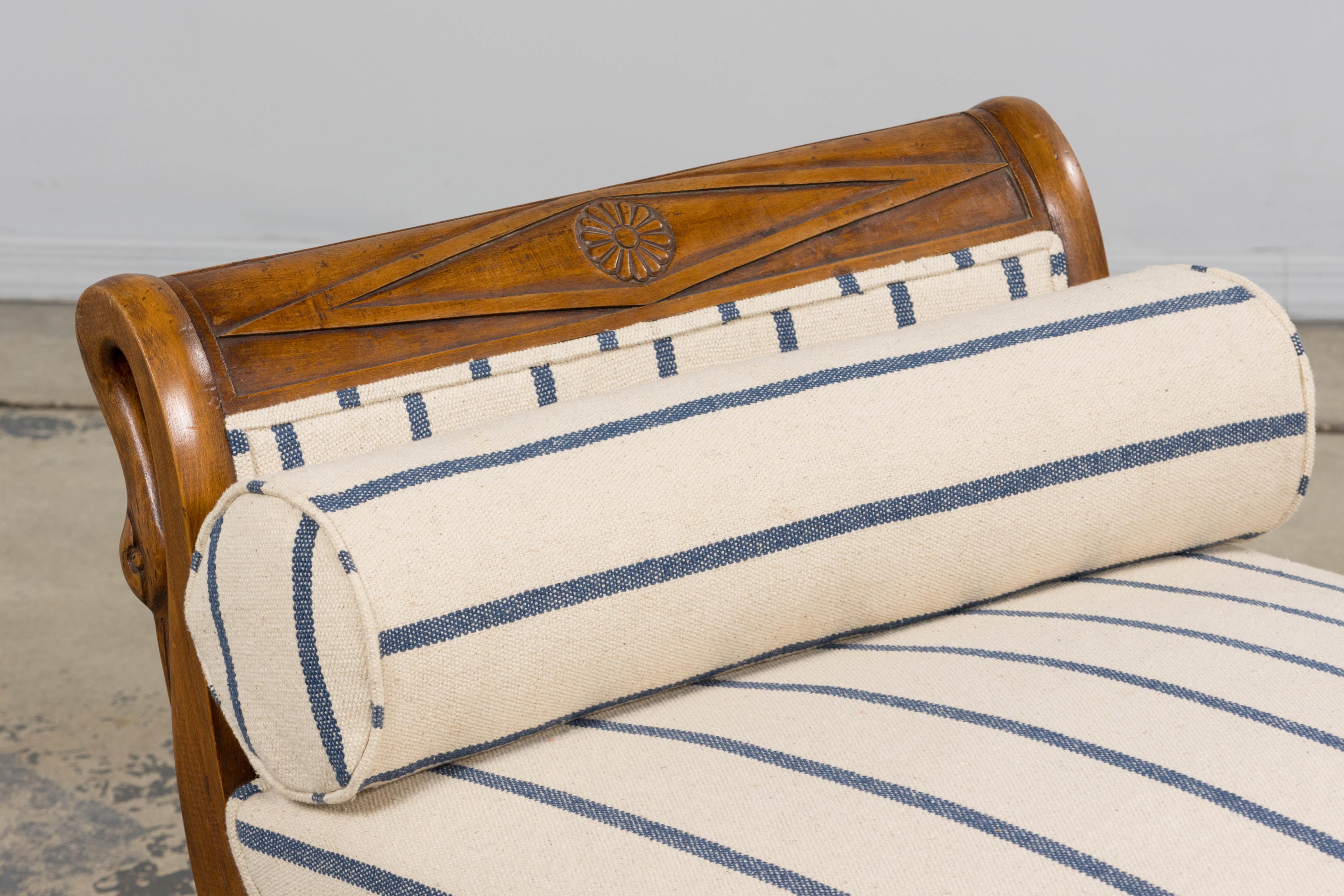 Frühes 19. Jahrhundert Französisch Empire Mahagoni Recamier in gestreiften Jacquard im Angebot 12