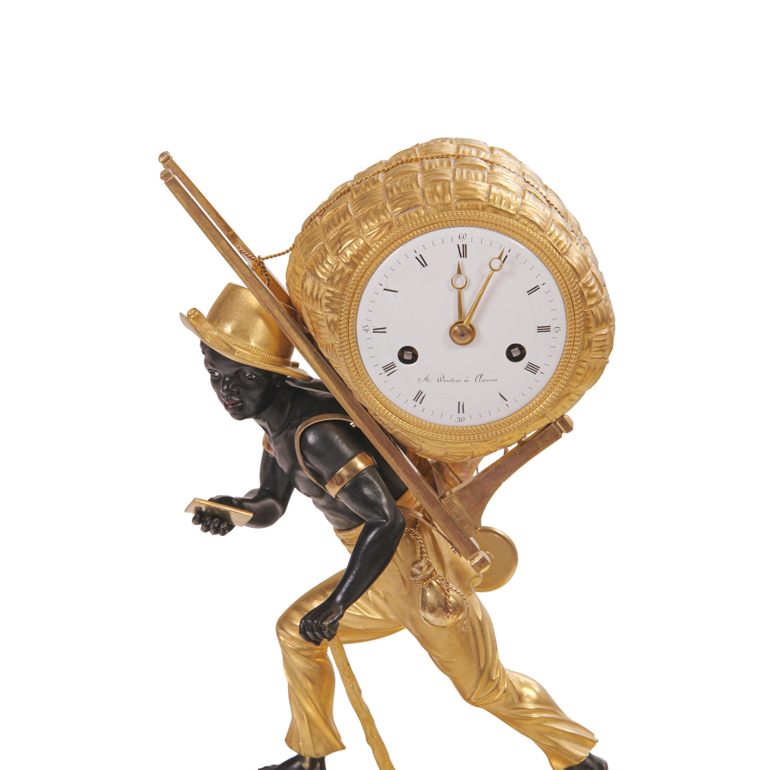 Frühes 19. Jahrhundert Französisch Empire Pendule Portefaix circa 1810 Paris (Vergoldet) im Angebot