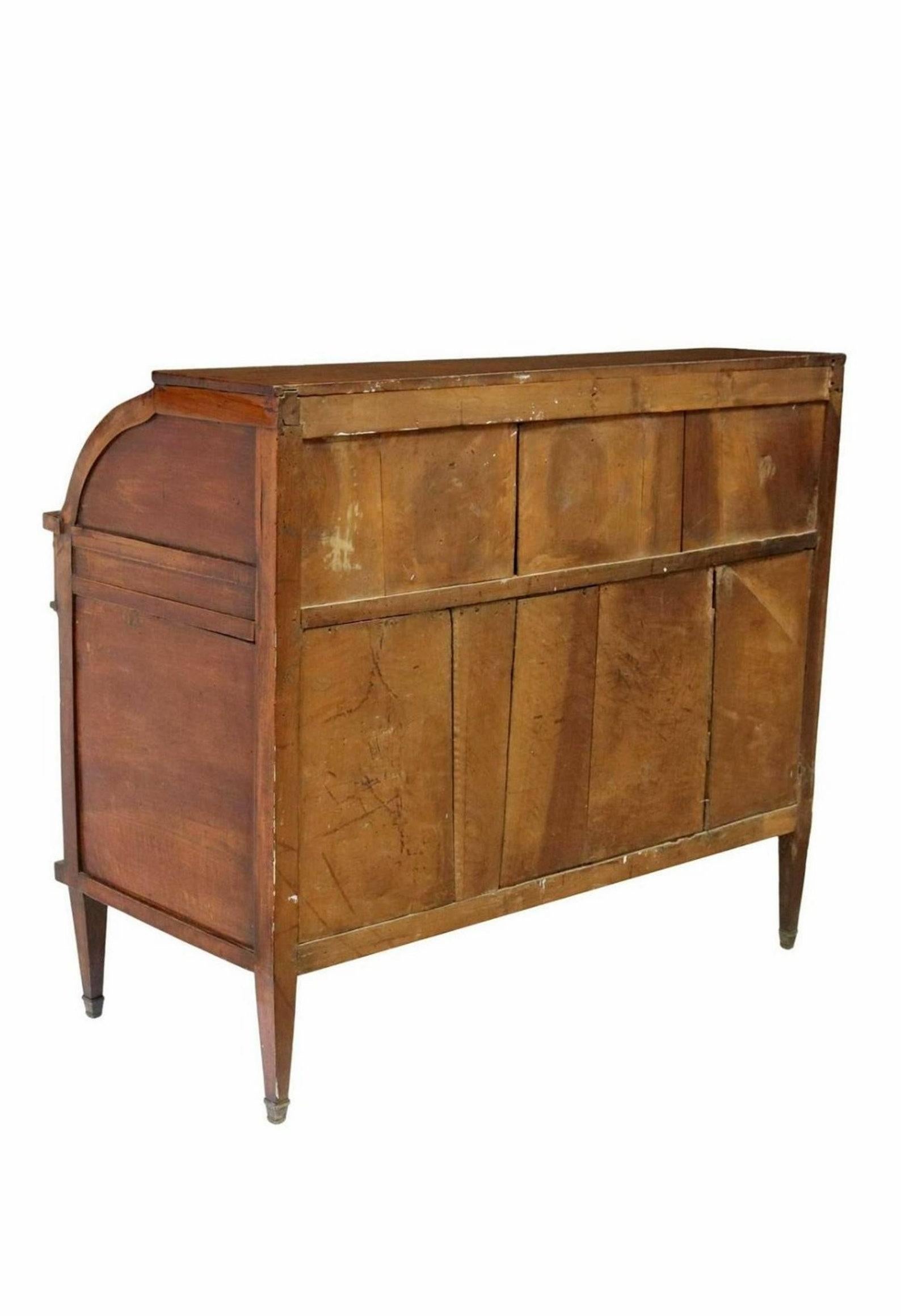 Early 19th Century French Empire Period Bureau a Cylindre Gentleman's Desk For Sale 5