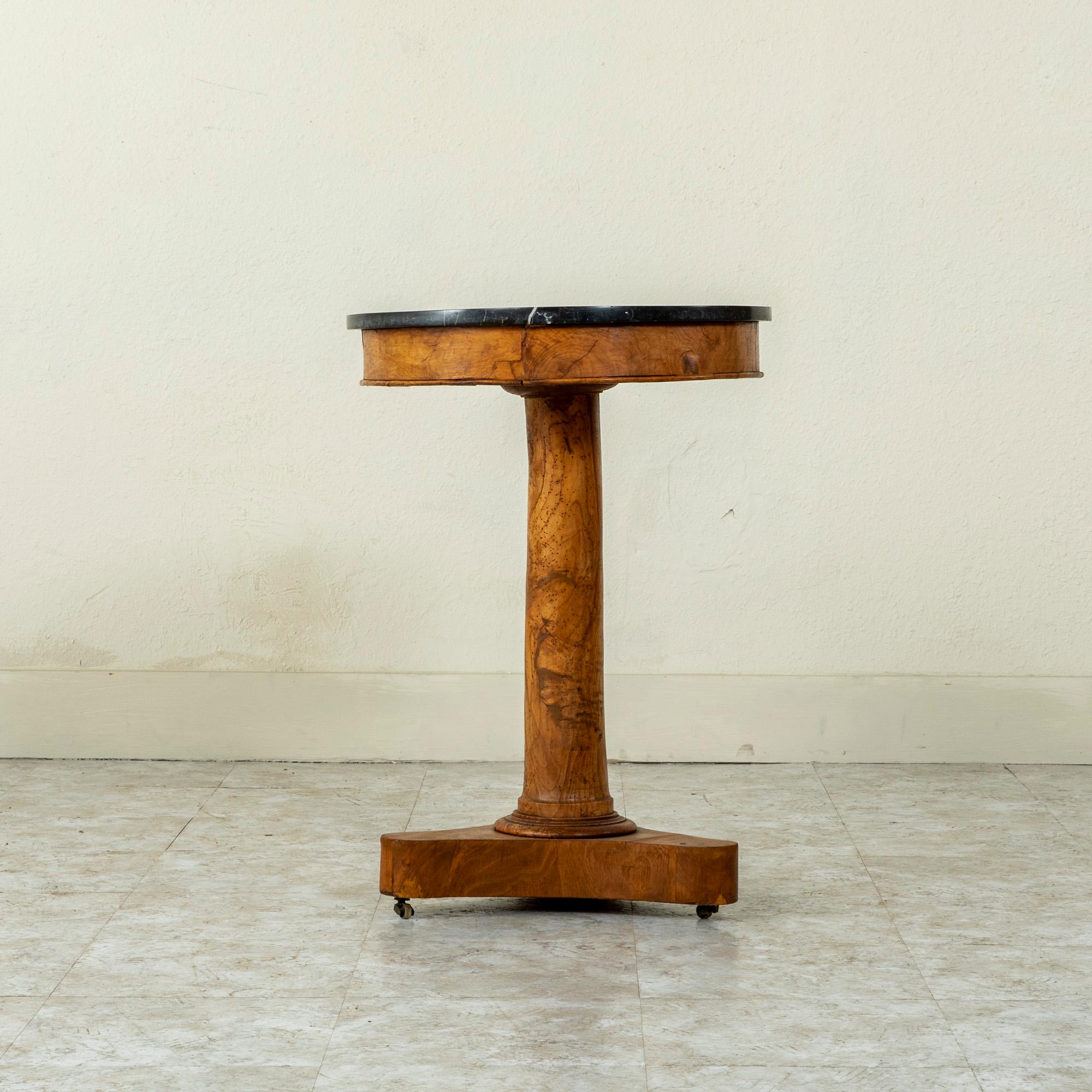 Early 19th Century French Empire Period Burl Walnut Gueridon or Pedestal Table 1