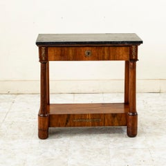 Table console en acajou d'époque Empire français du début du 19e siècle avec plateau en marbre
