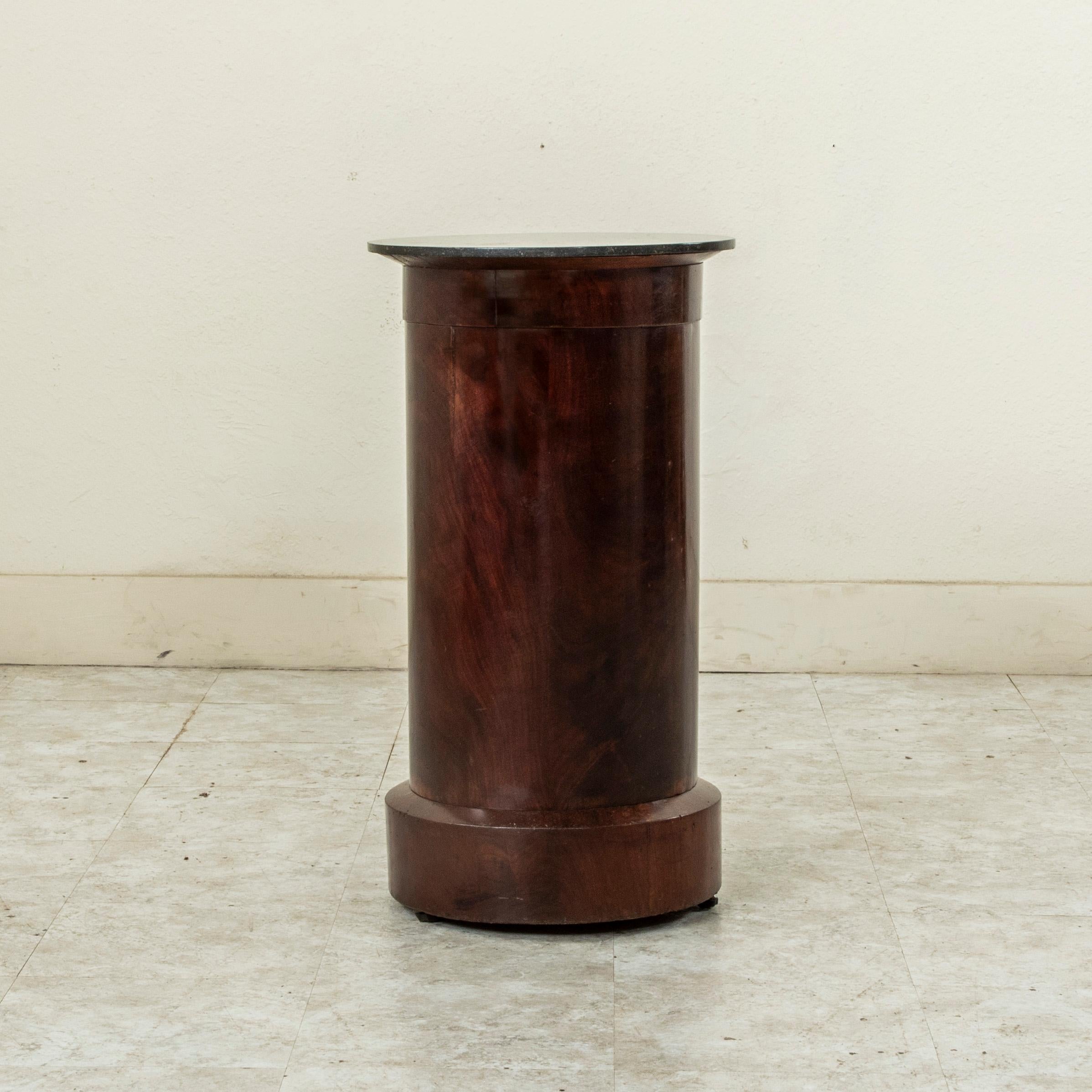 Early 19th Century French Empire Period Mahogany Somno or Drum Table with Marble For Sale 1