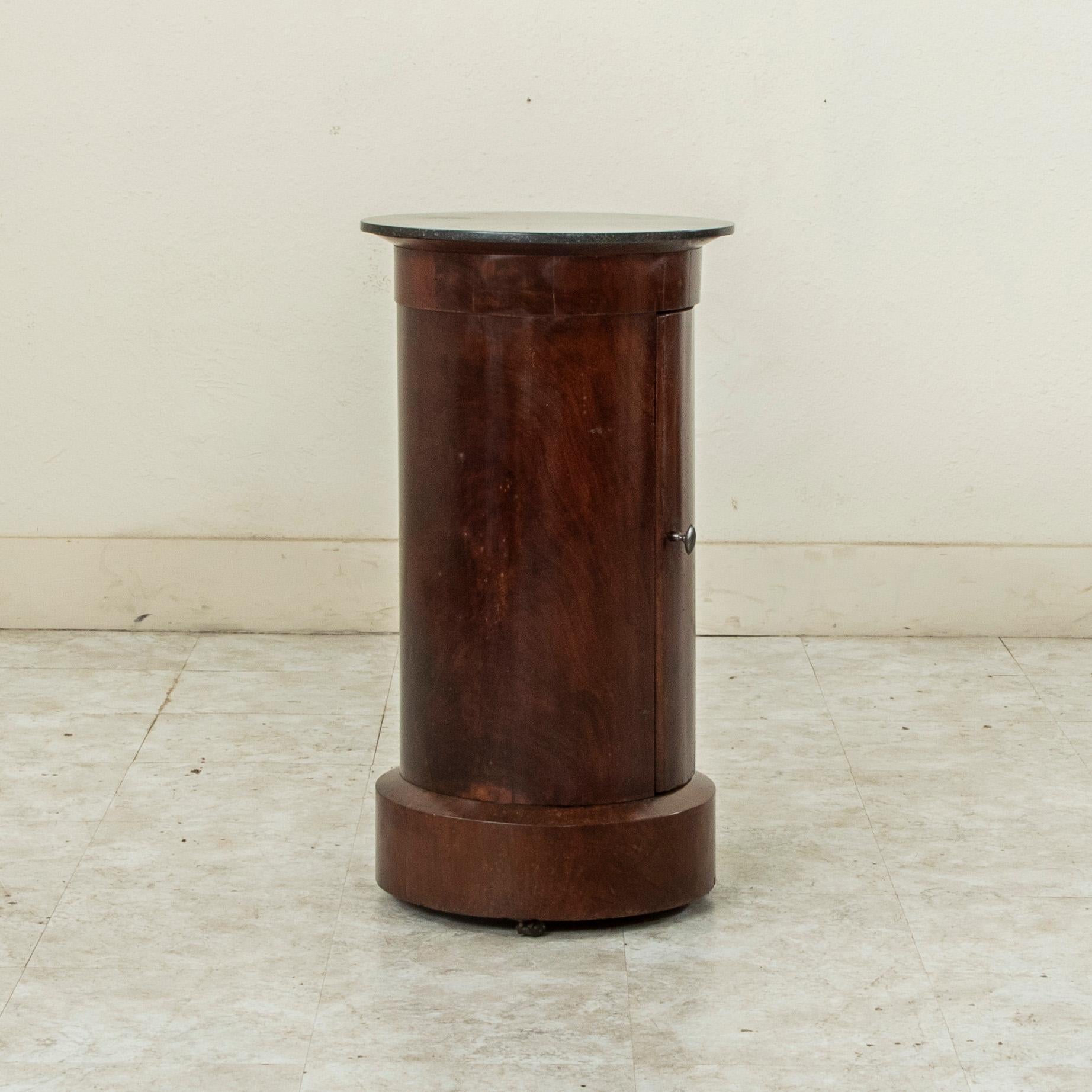 Early 19th Century French Empire Period Mahogany Somno or Drum Table with Marble For Sale 2