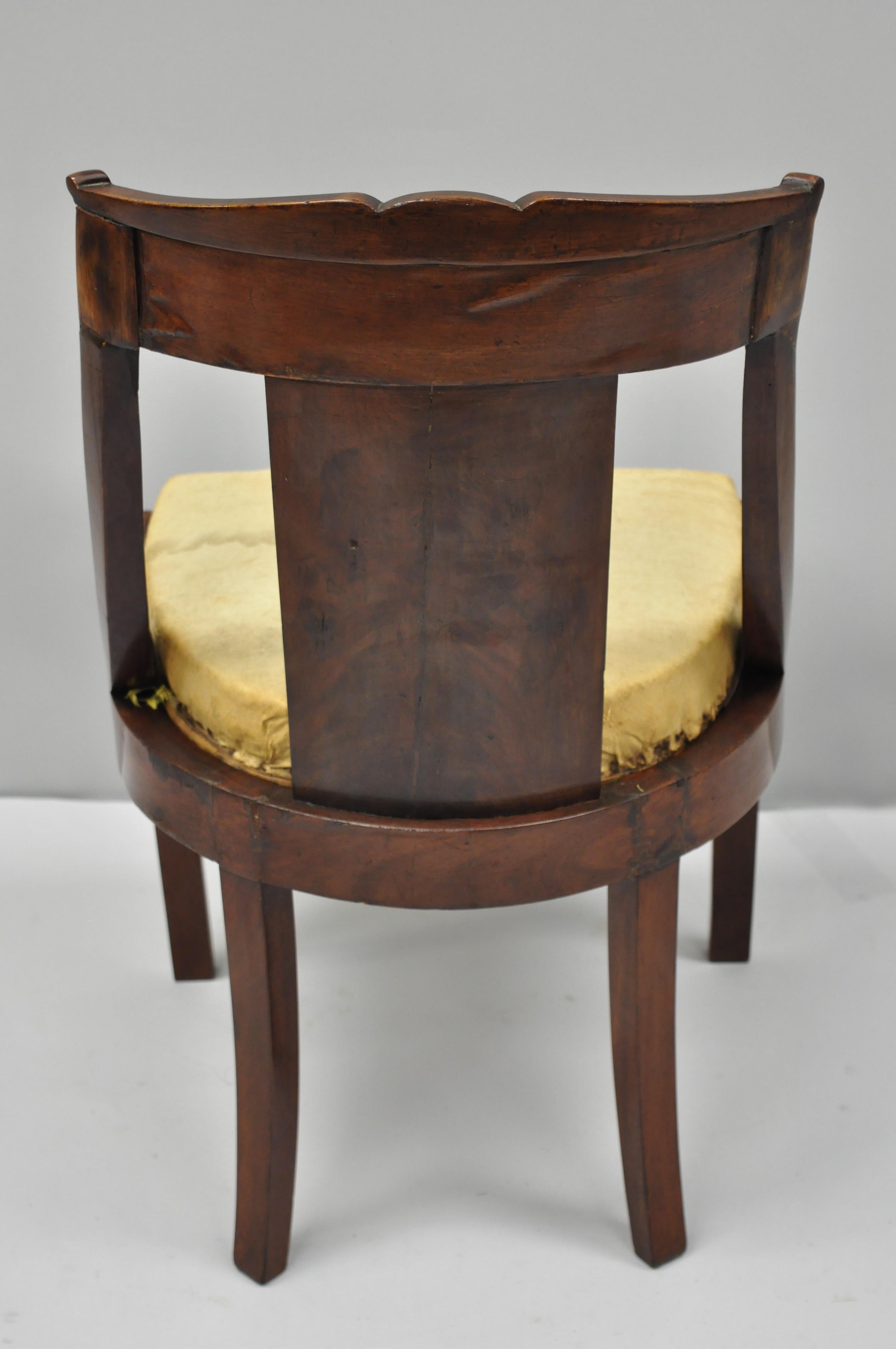 Early 19th Century French Empire Regency Mahogany Side Chair with Bronze Ormolu For Sale 10