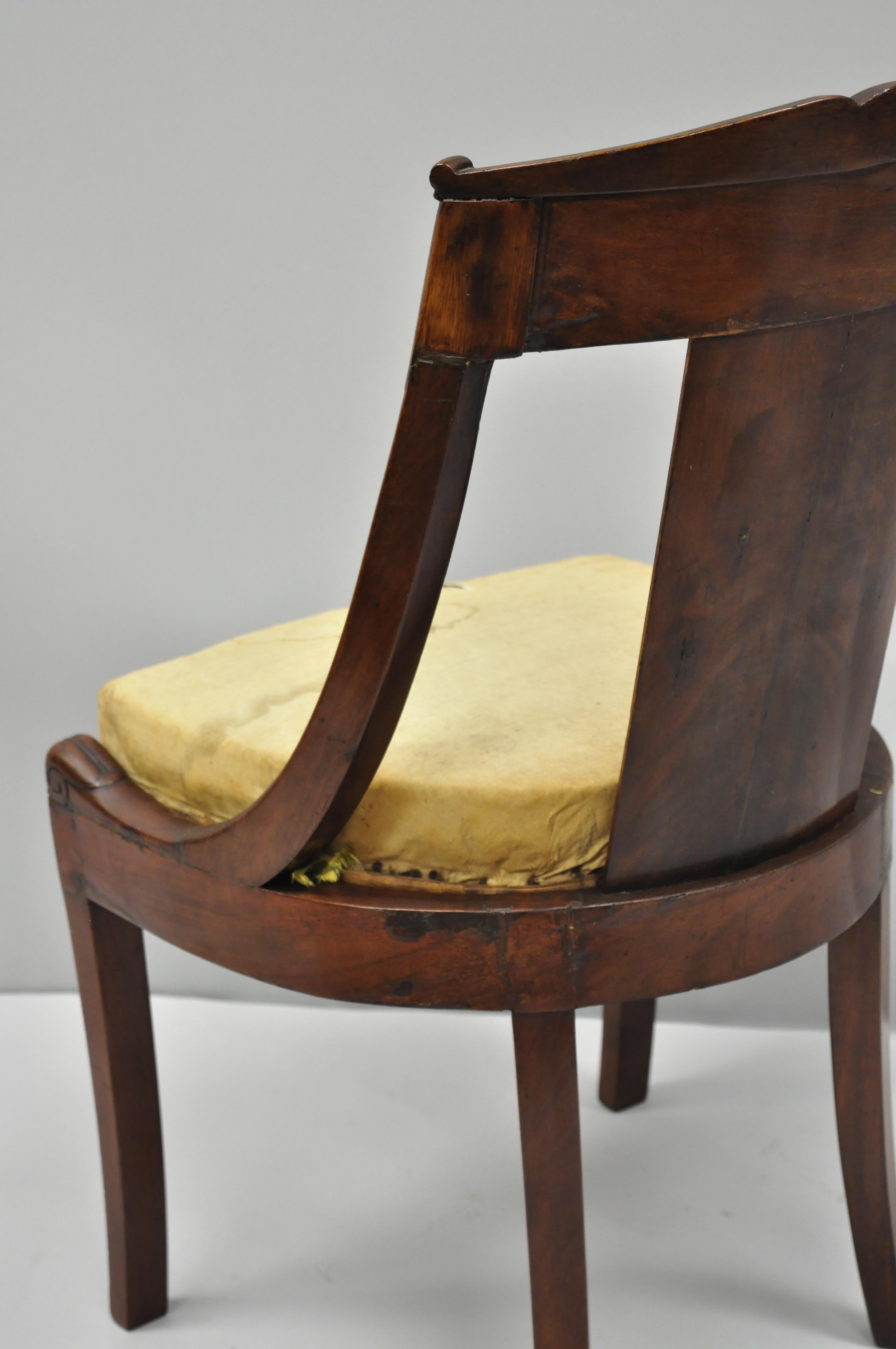 Early 19th Century French Empire Regency Mahogany Side Chair with Bronze Ormolu For Sale 11