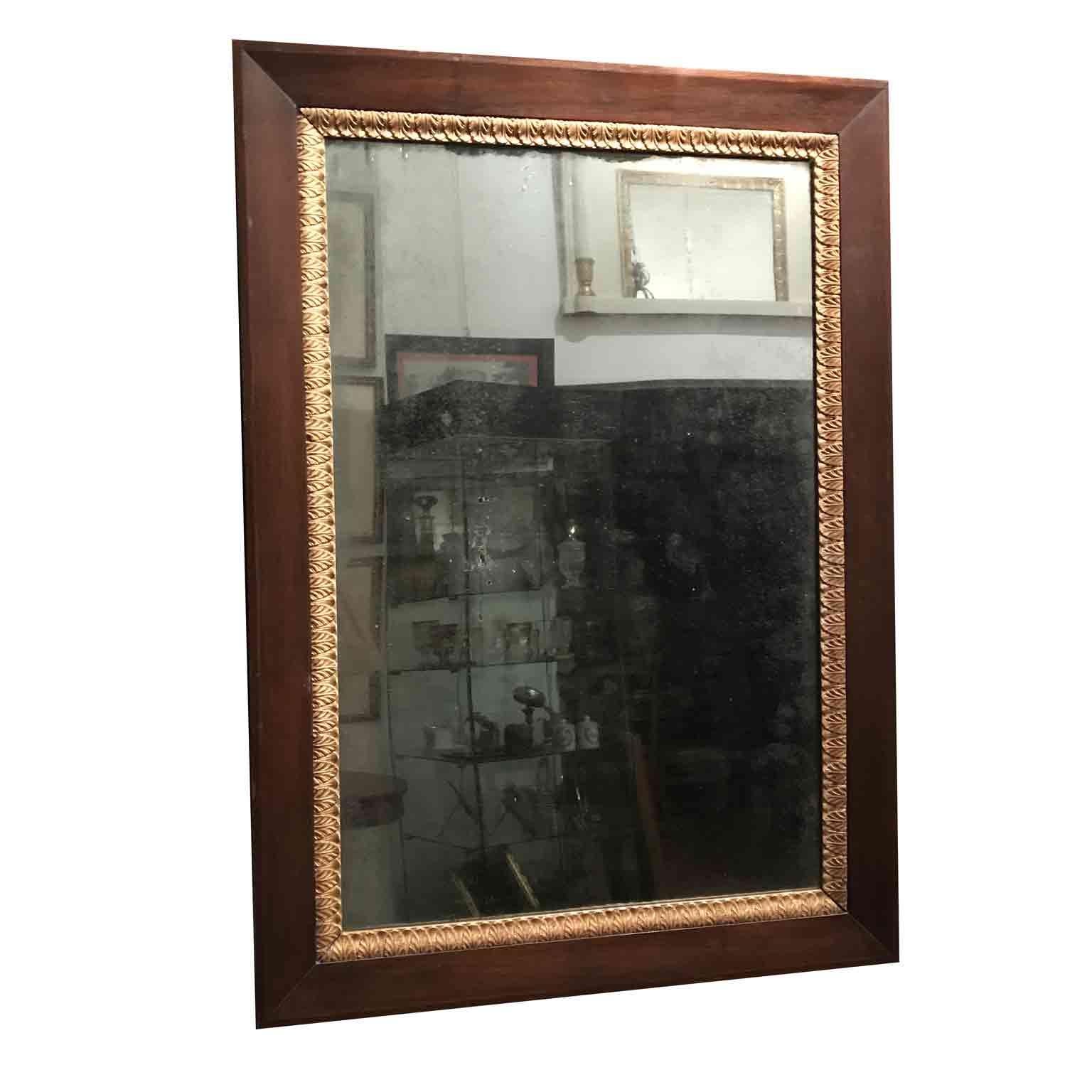 Early 19th Century French Empire Walnut Frame with Mercury Mirror In Good Condition In Milan, IT