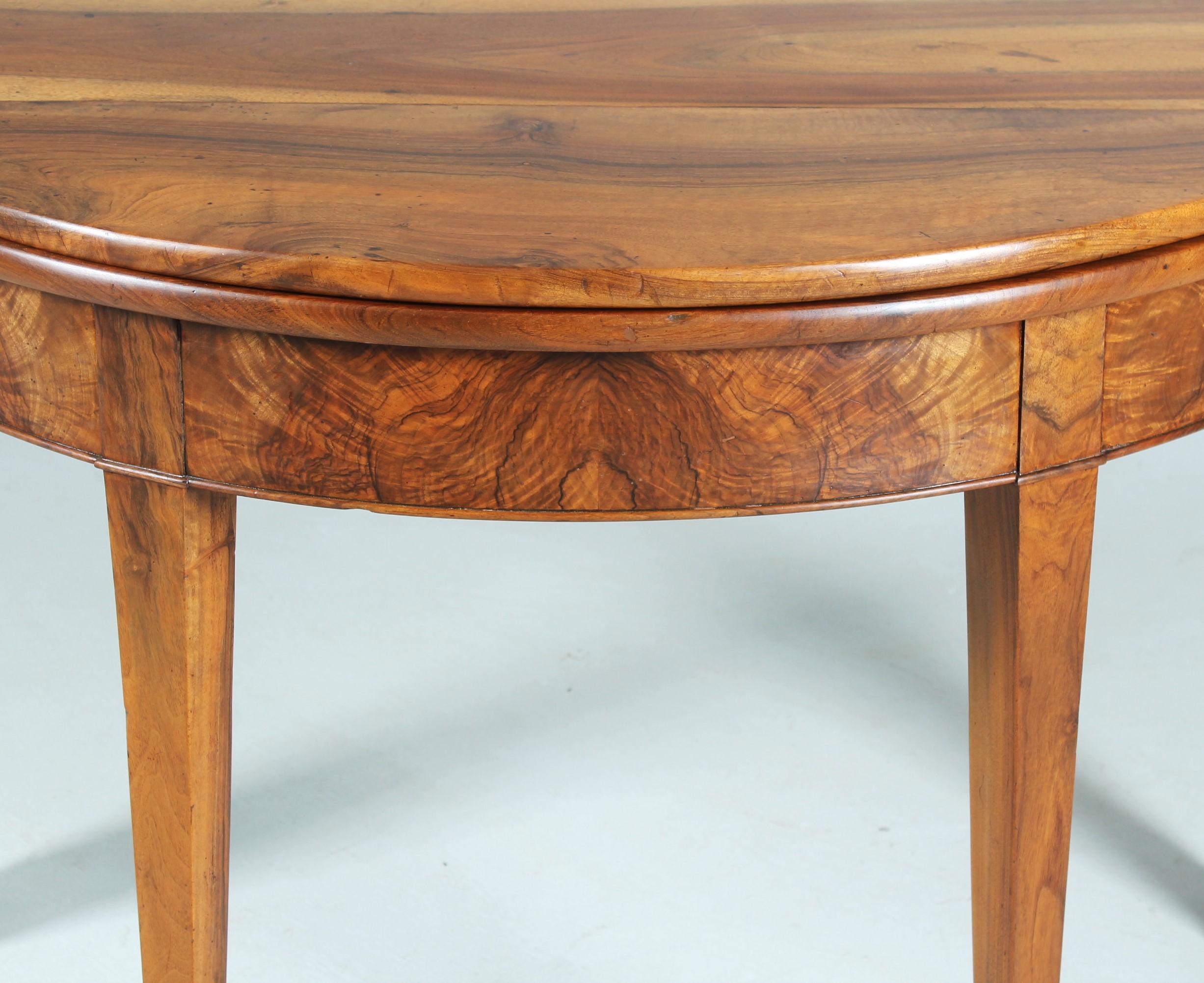 Early 19th Century French Extendable Dining Table, Demi Lune, Walnut 10