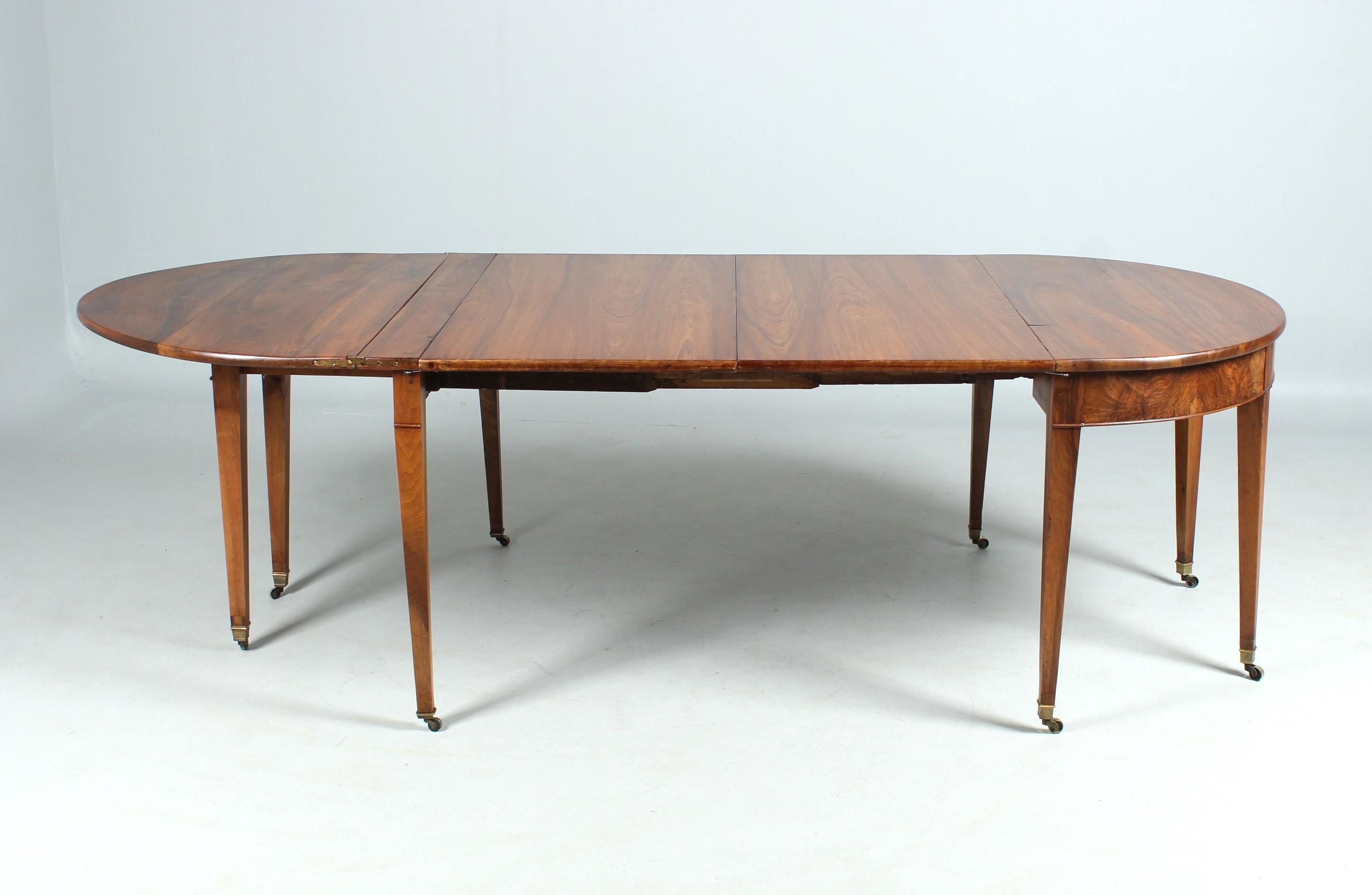 Early 19th Century French Extendable Dining Table, Demi Lune, Walnut 3